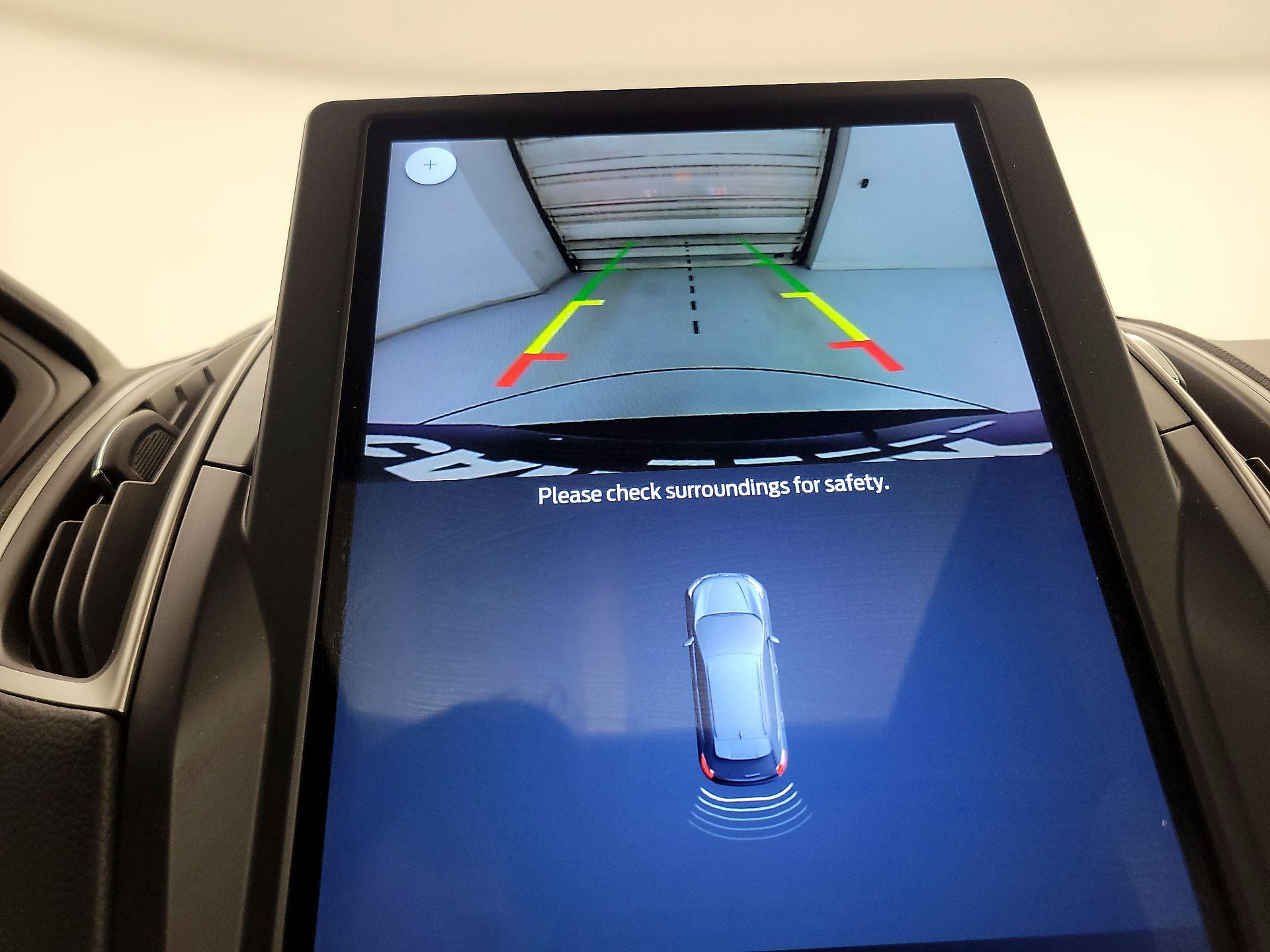 Thumbnail: 2022 Ford Edge - 14