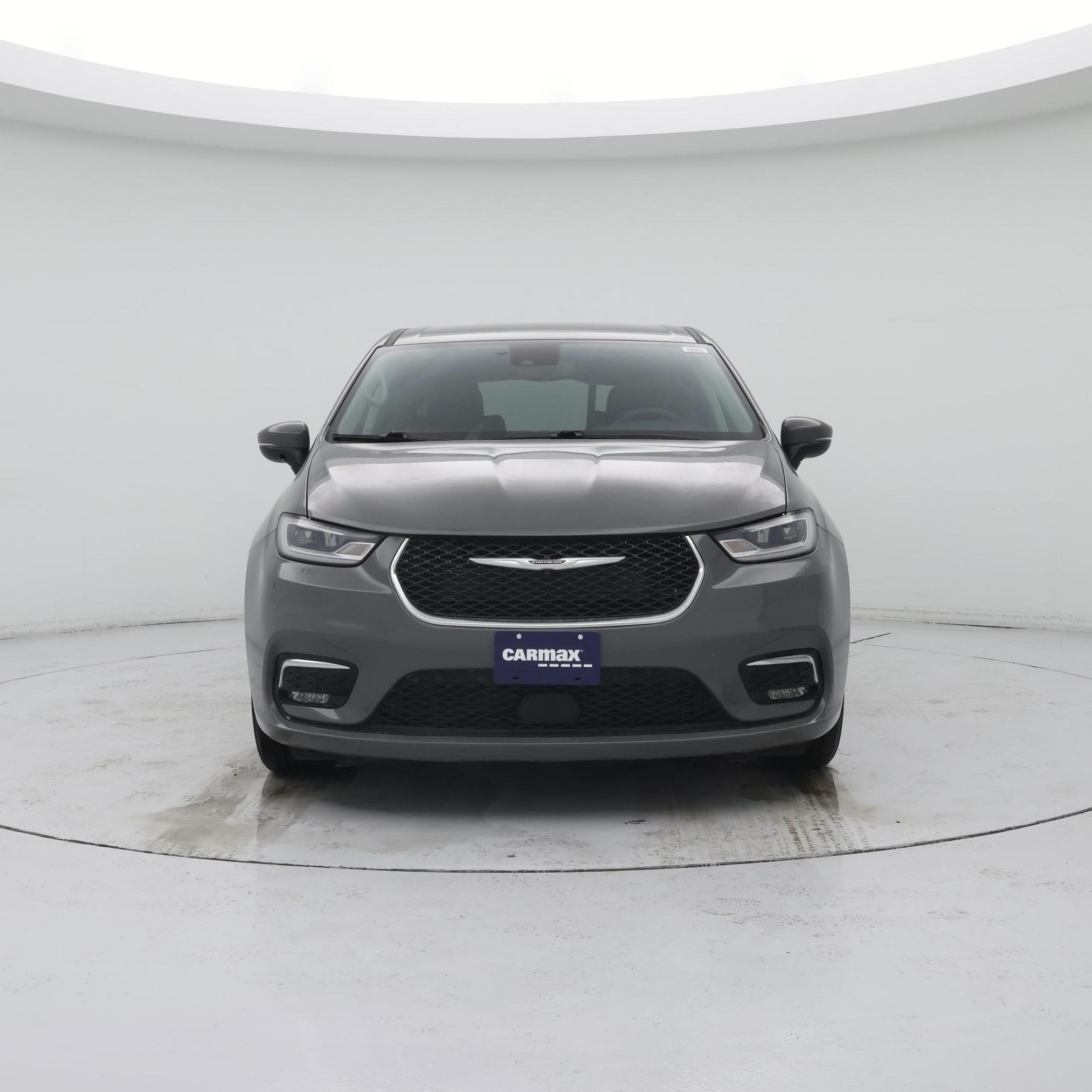 Thumbnail: 2023 Chrysler Pacifica - 5