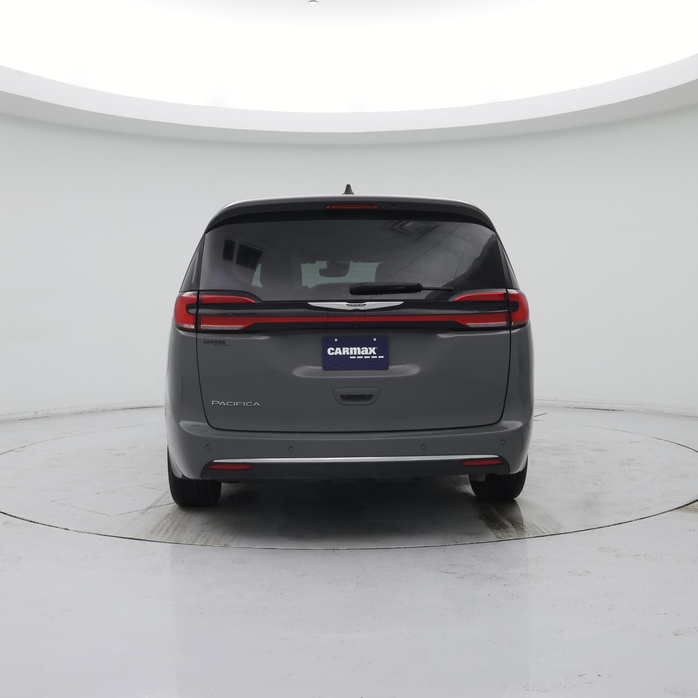 Thumbnail: 2023 Chrysler Pacifica - 6