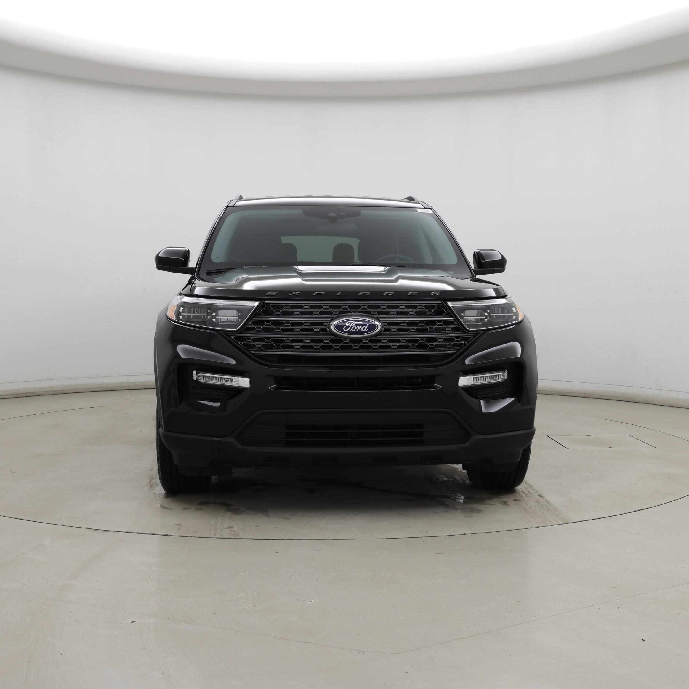 Thumbnail: 2023 Ford Explorer - 5