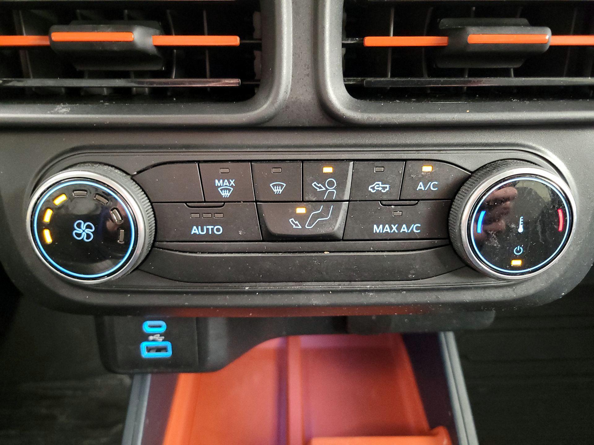 Thumbnail: 2022 Ford Maverick - 16