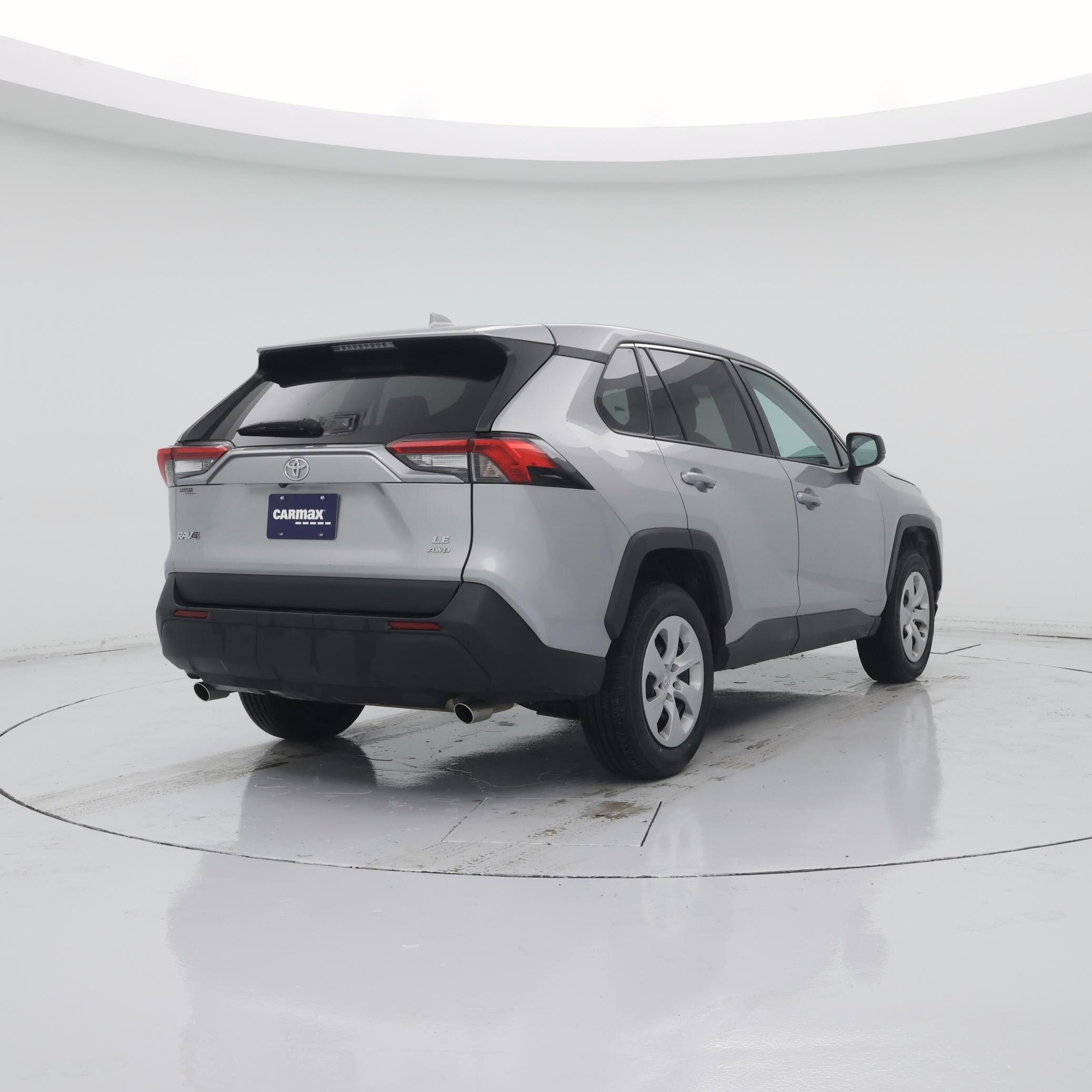 Thumbnail: 2024 Toyota RAV4 - 8