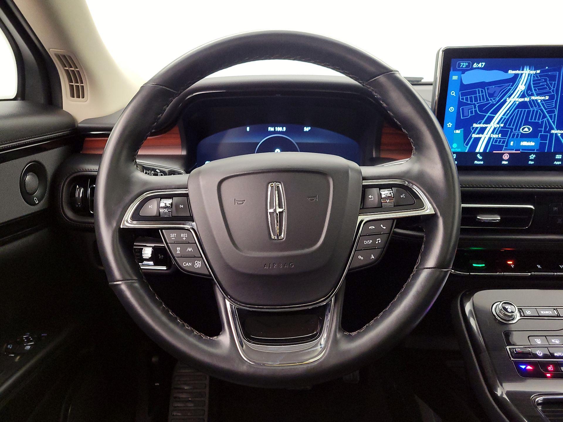 Thumbnail: 2023 Lincoln Nautilus - 10