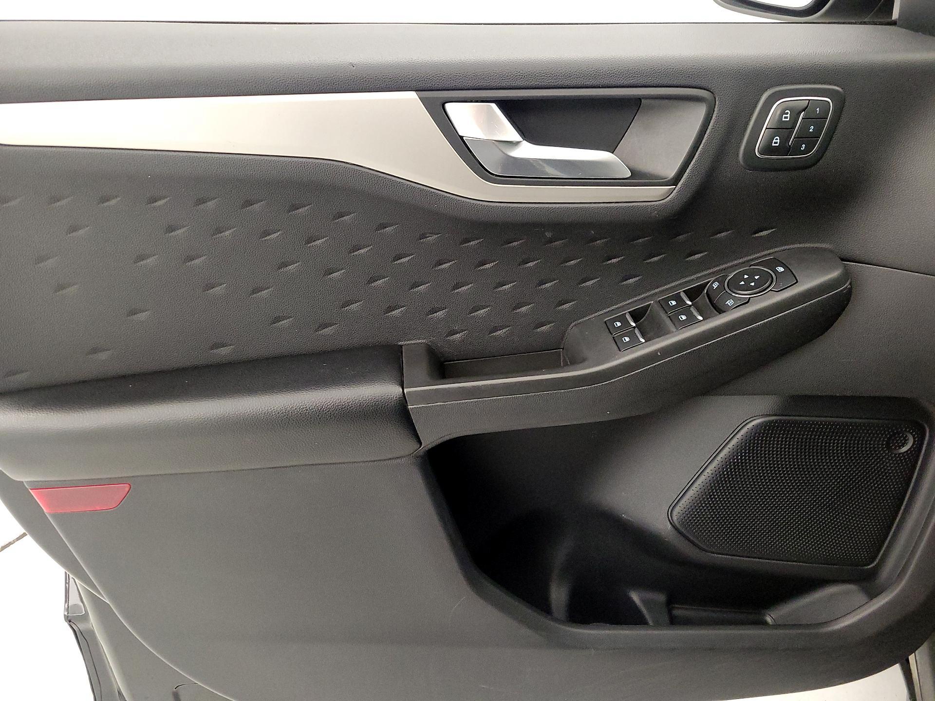 Thumbnail: 2020 Ford Escape - 12