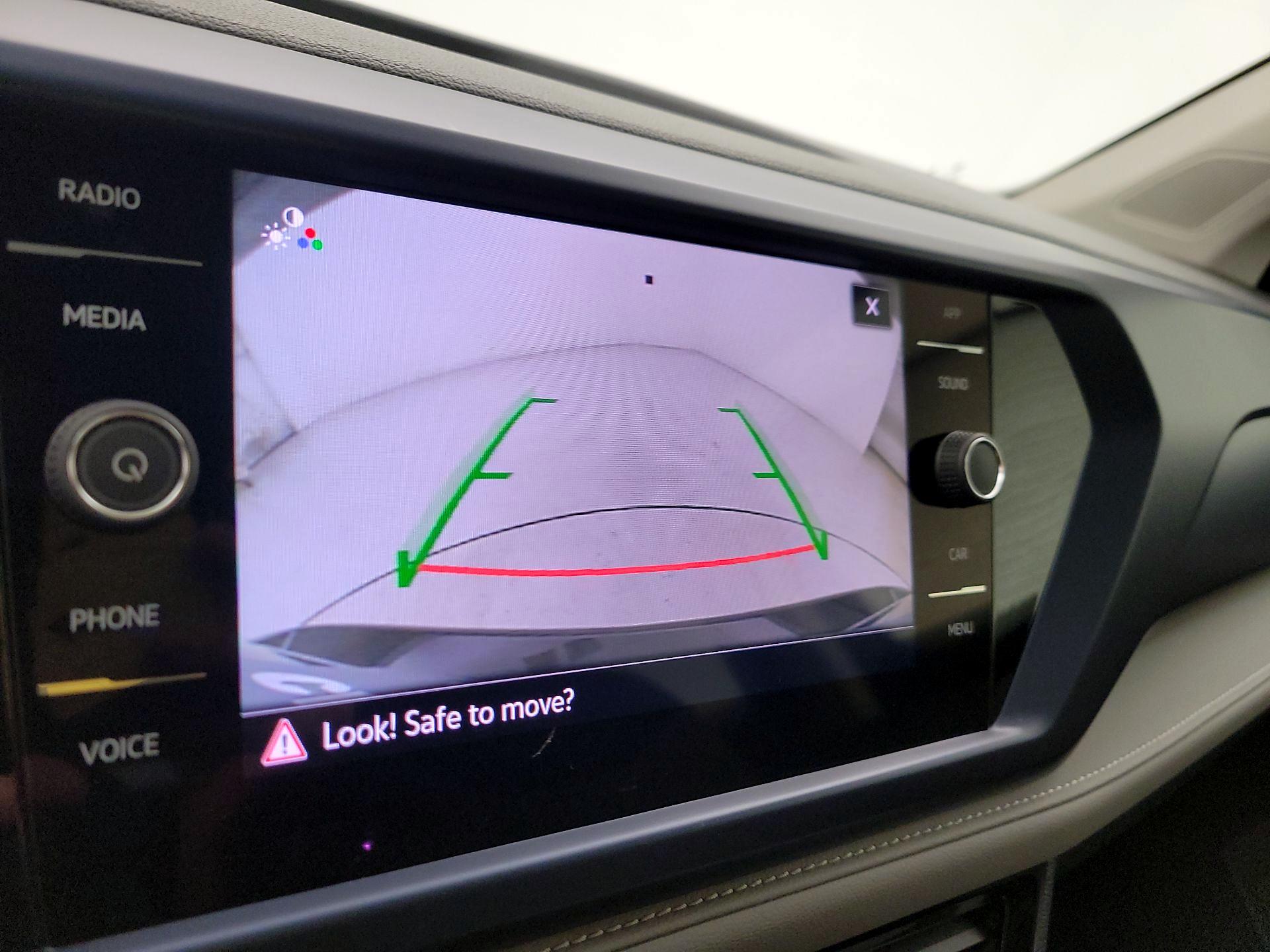 Thumbnail: 2024 Volkswagen Taos - 14