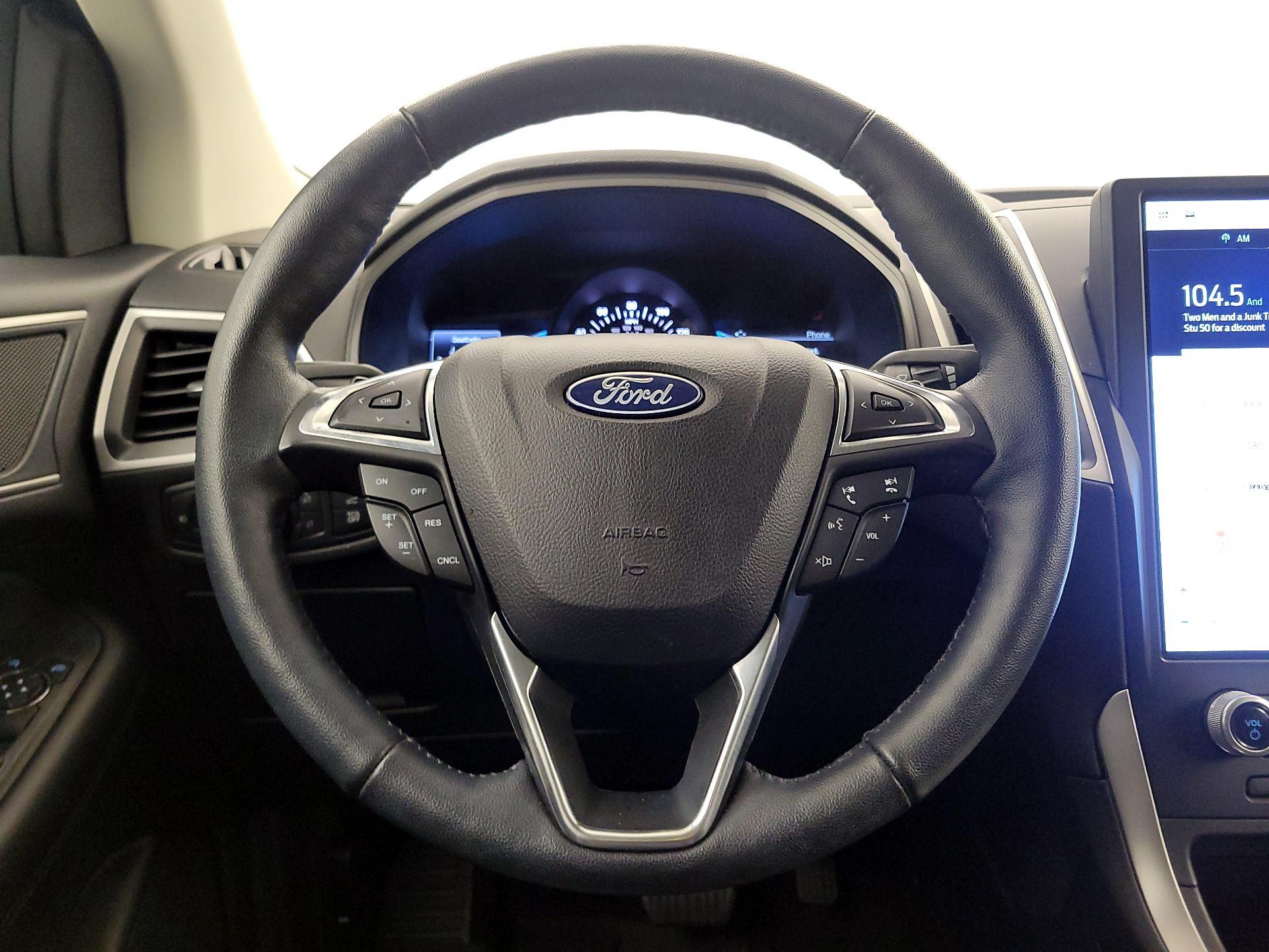 Thumbnail: 2022 Ford Edge - 10