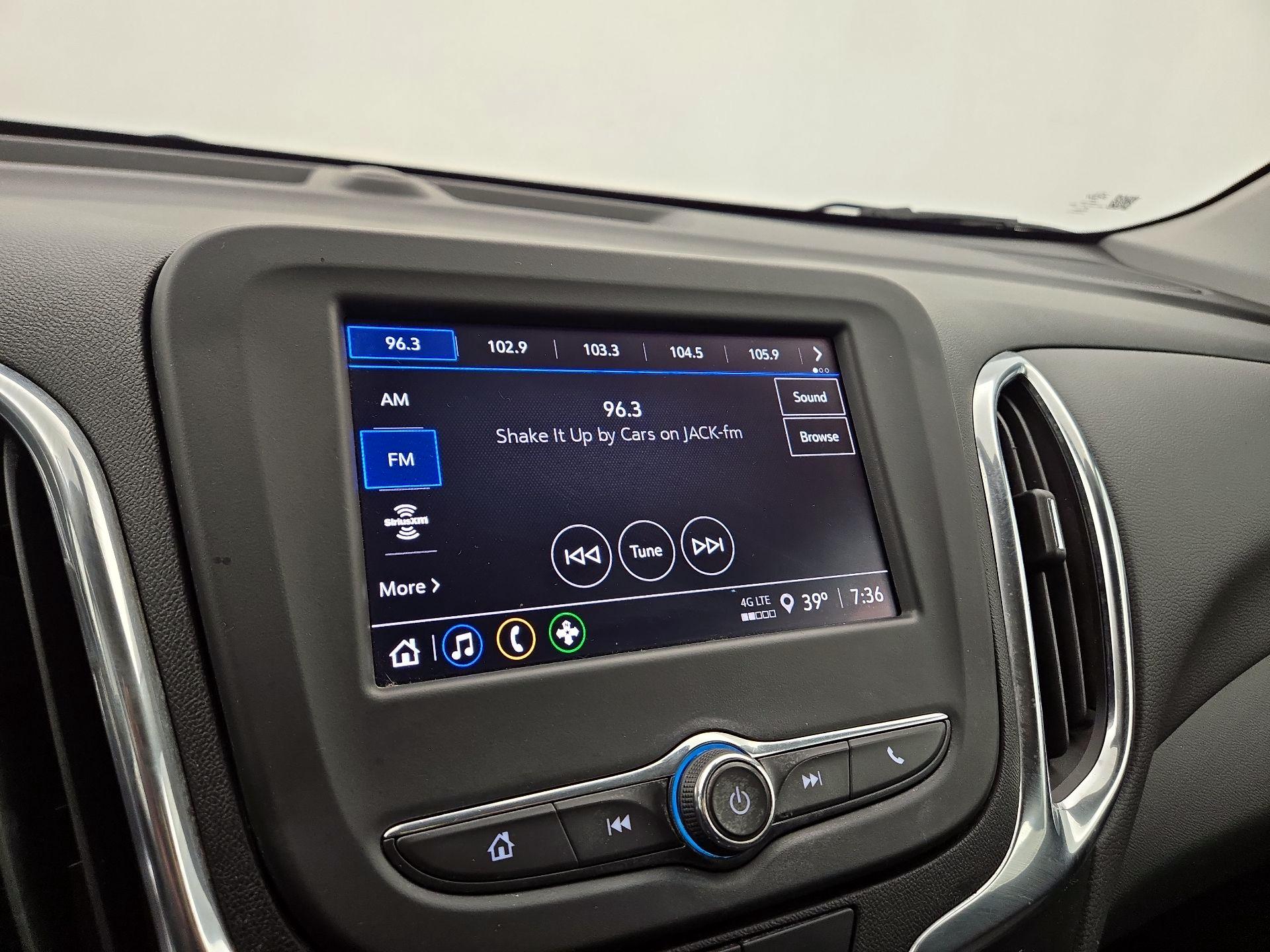 Thumbnail: 2022 Chevrolet Equinox - 15