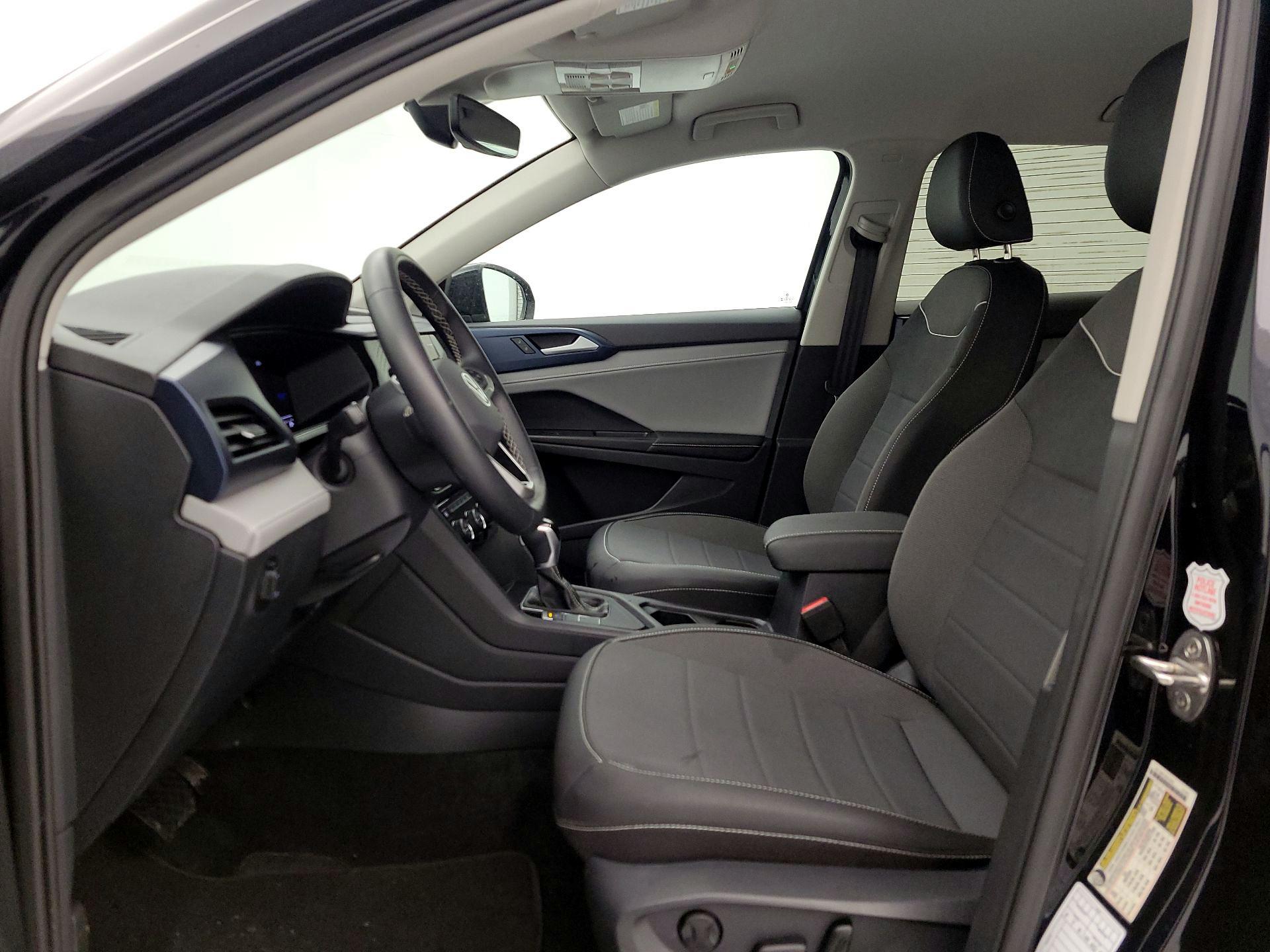 Thumbnail: 2024 Volkswagen Taos - 11