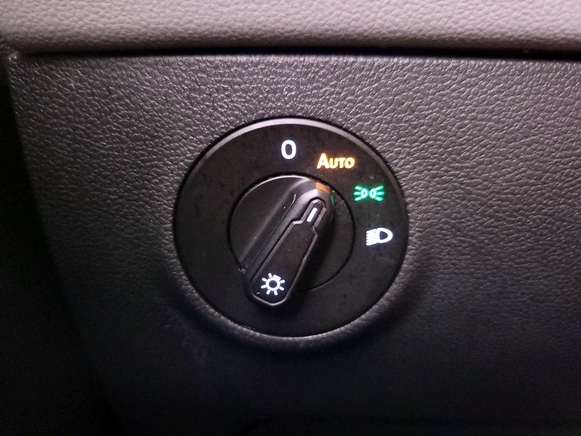 Thumbnail: 2024 Volkswagen Taos - 13