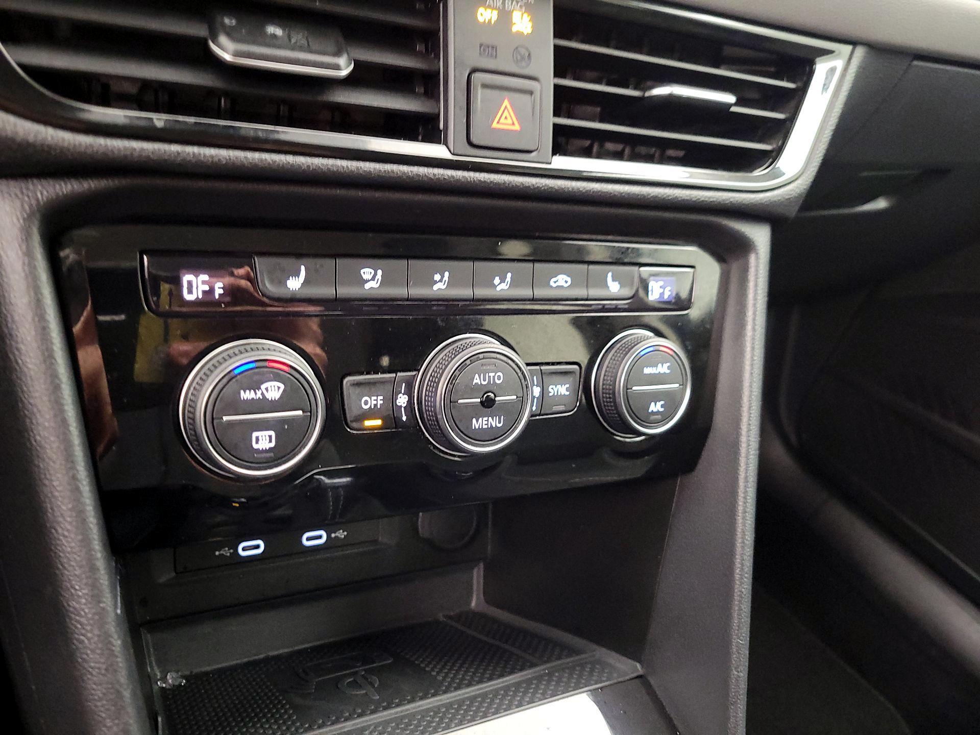 Thumbnail: 2024 Volkswagen Taos - 16