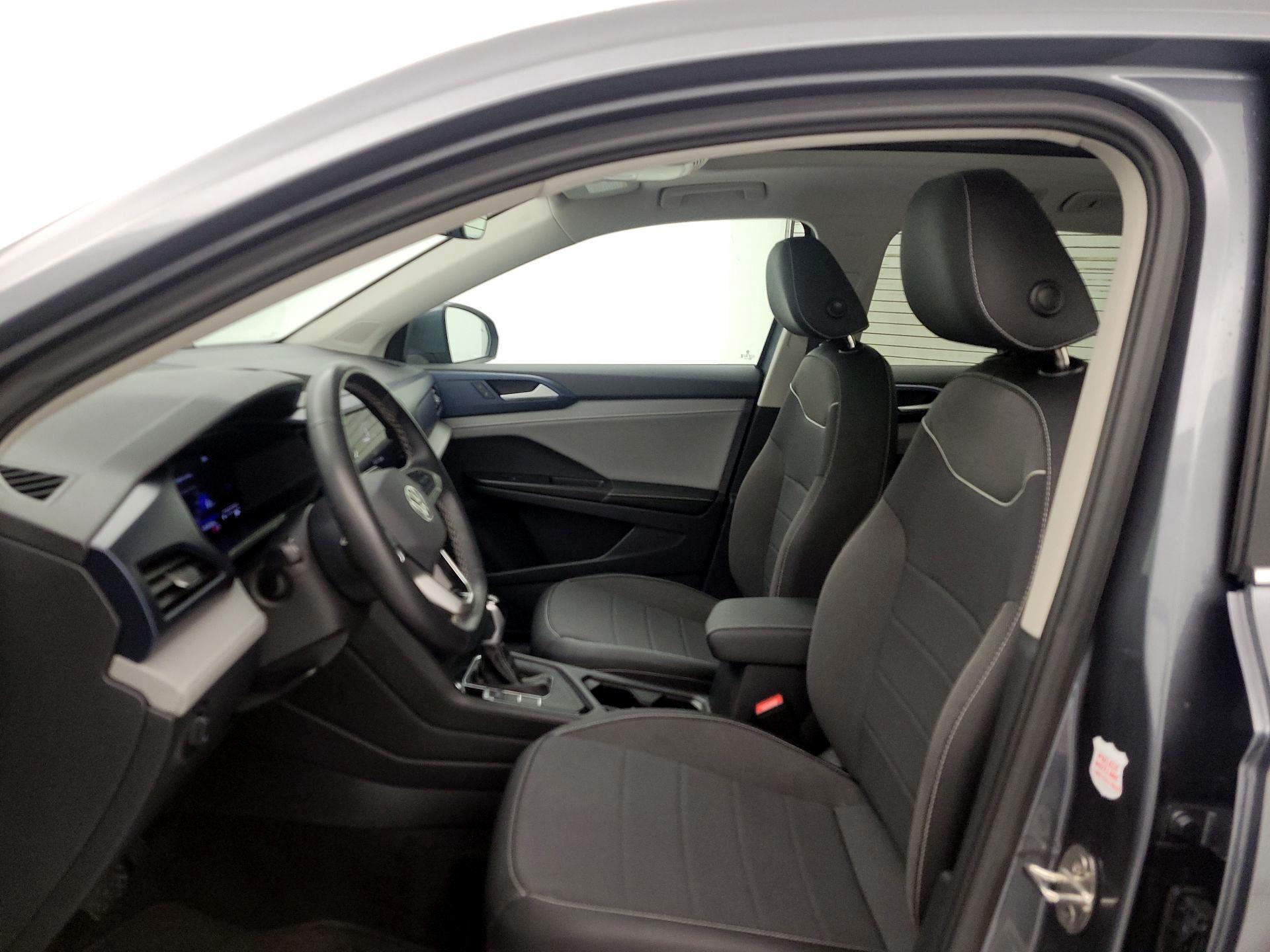 Thumbnail: 2024 Volkswagen Taos - 11