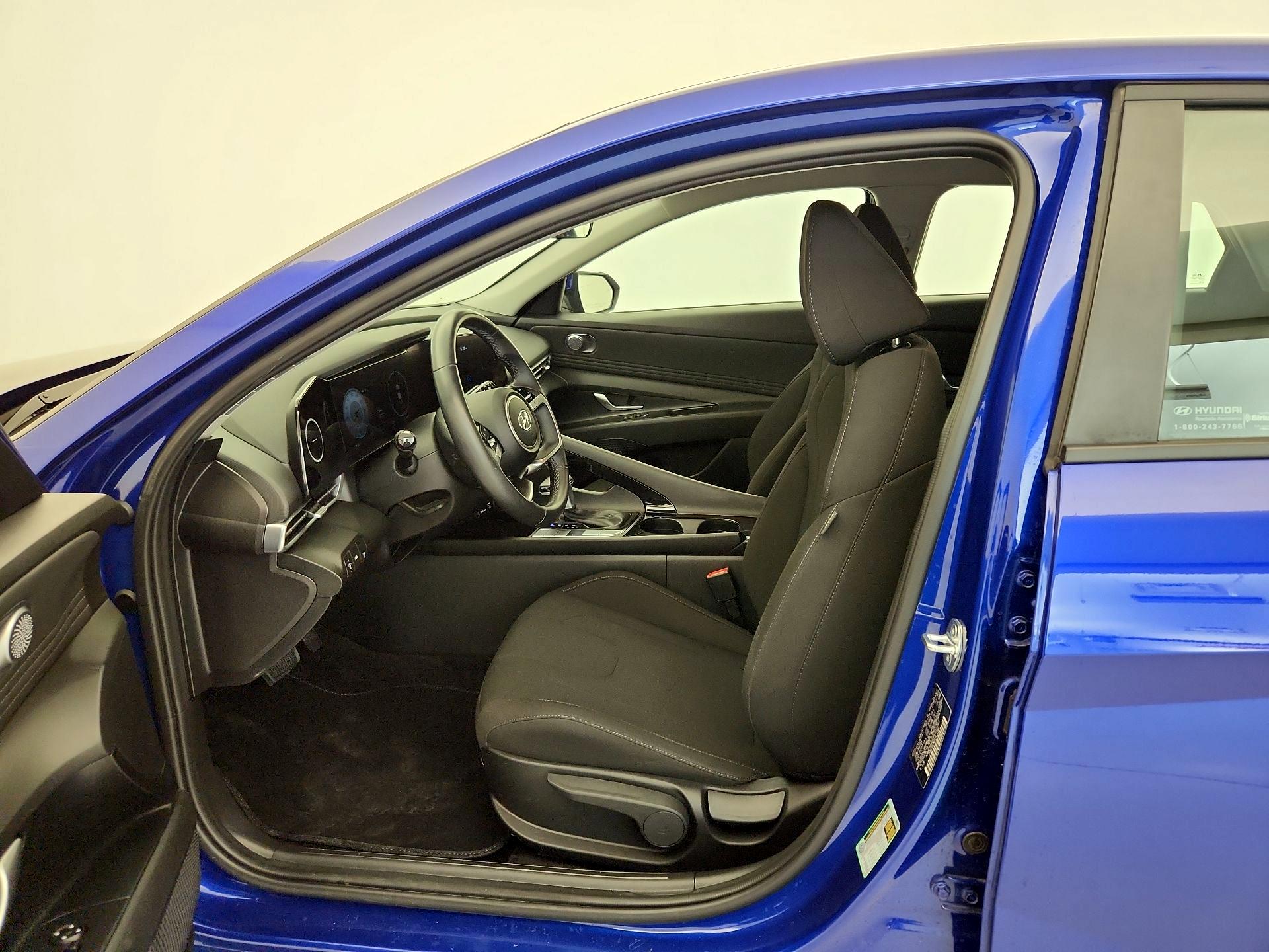 Thumbnail: 2023 Hyundai Elantra - 11