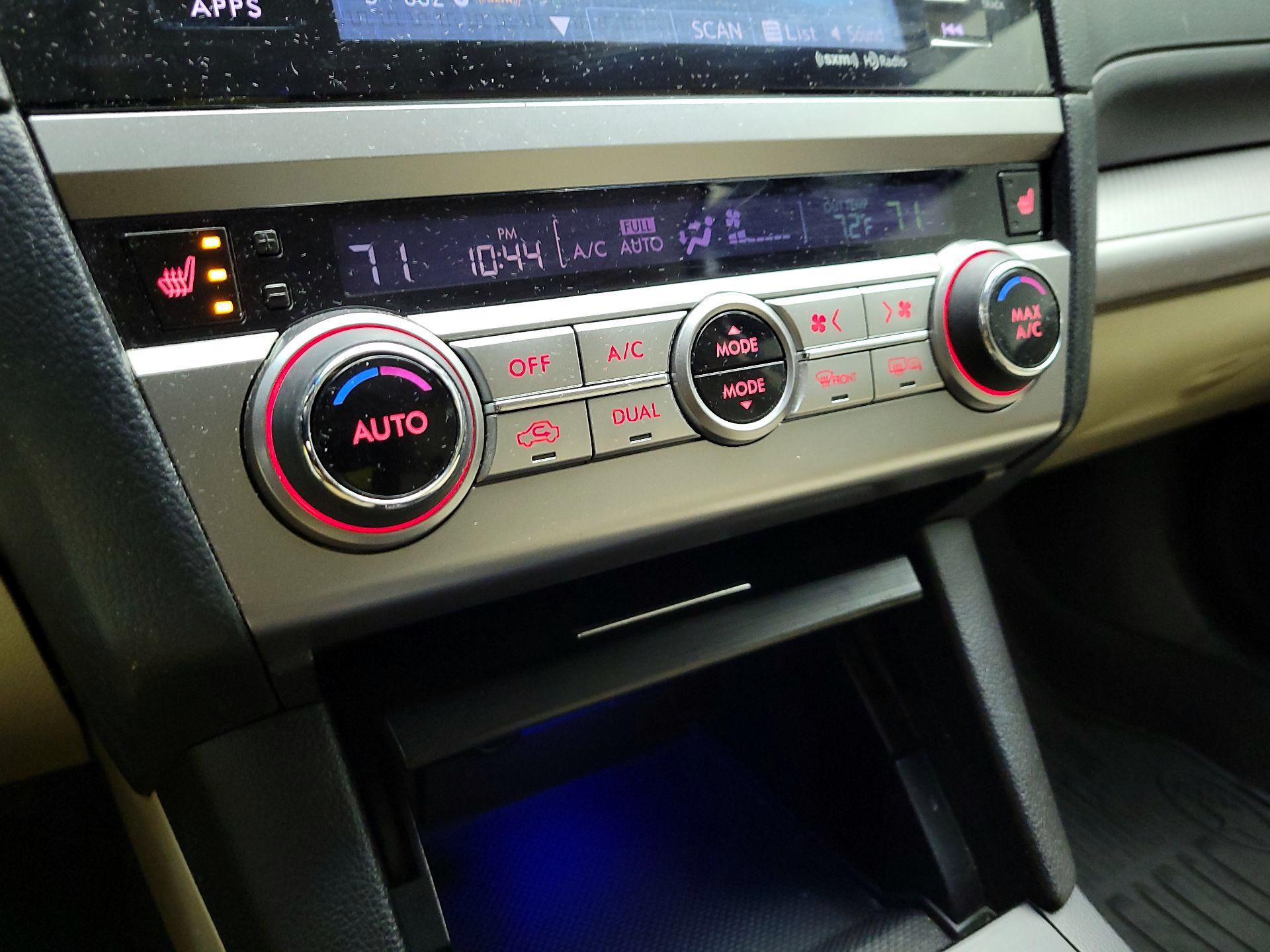 Thumbnail: 2016 Subaru Outback - 16