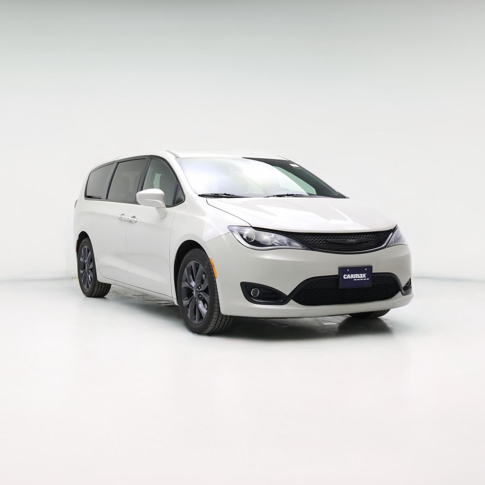 Thumbnail: 2020 Chrysler Pacifica - 1