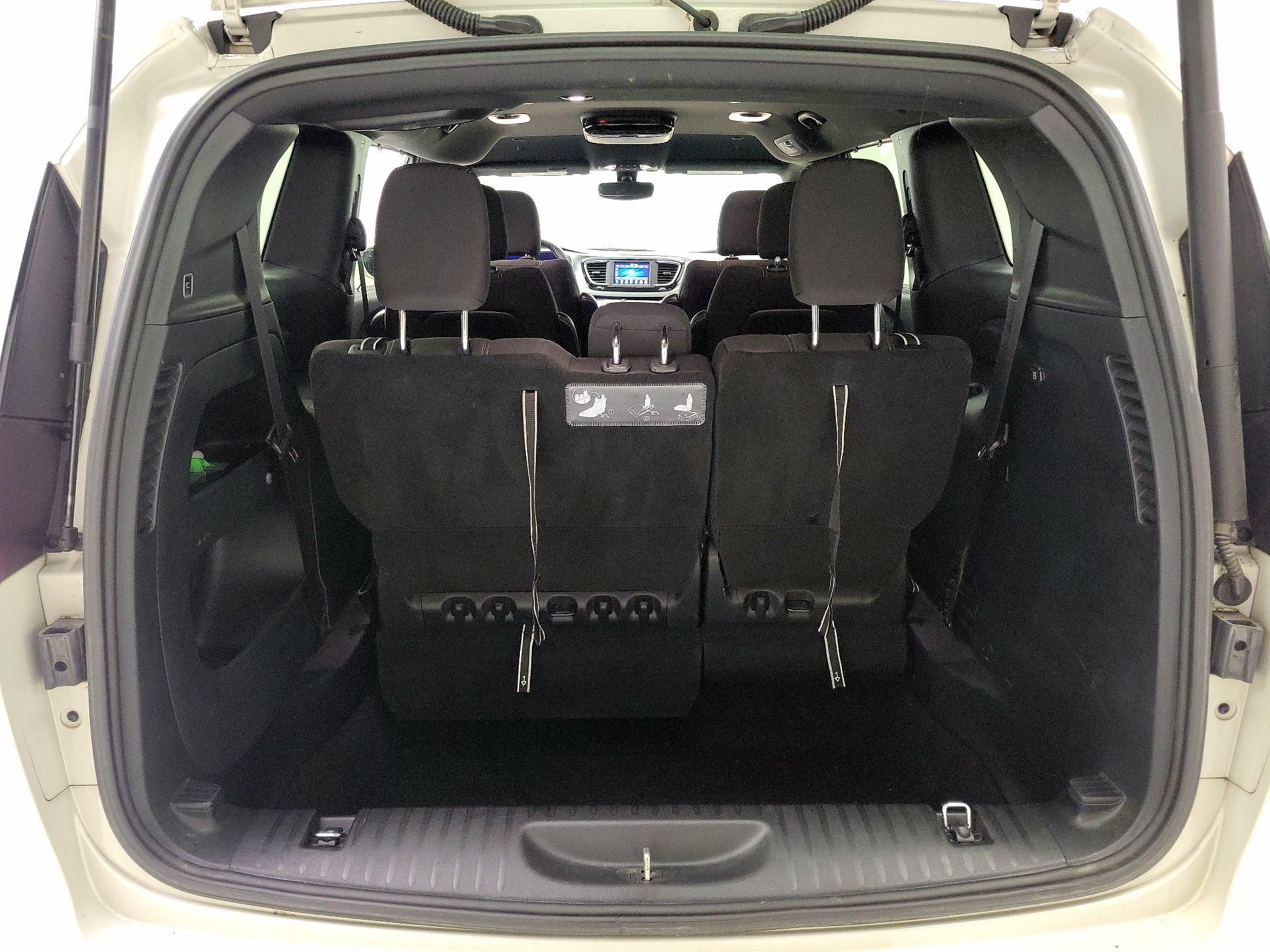 Thumbnail: 2020 Chrysler Pacifica - 19