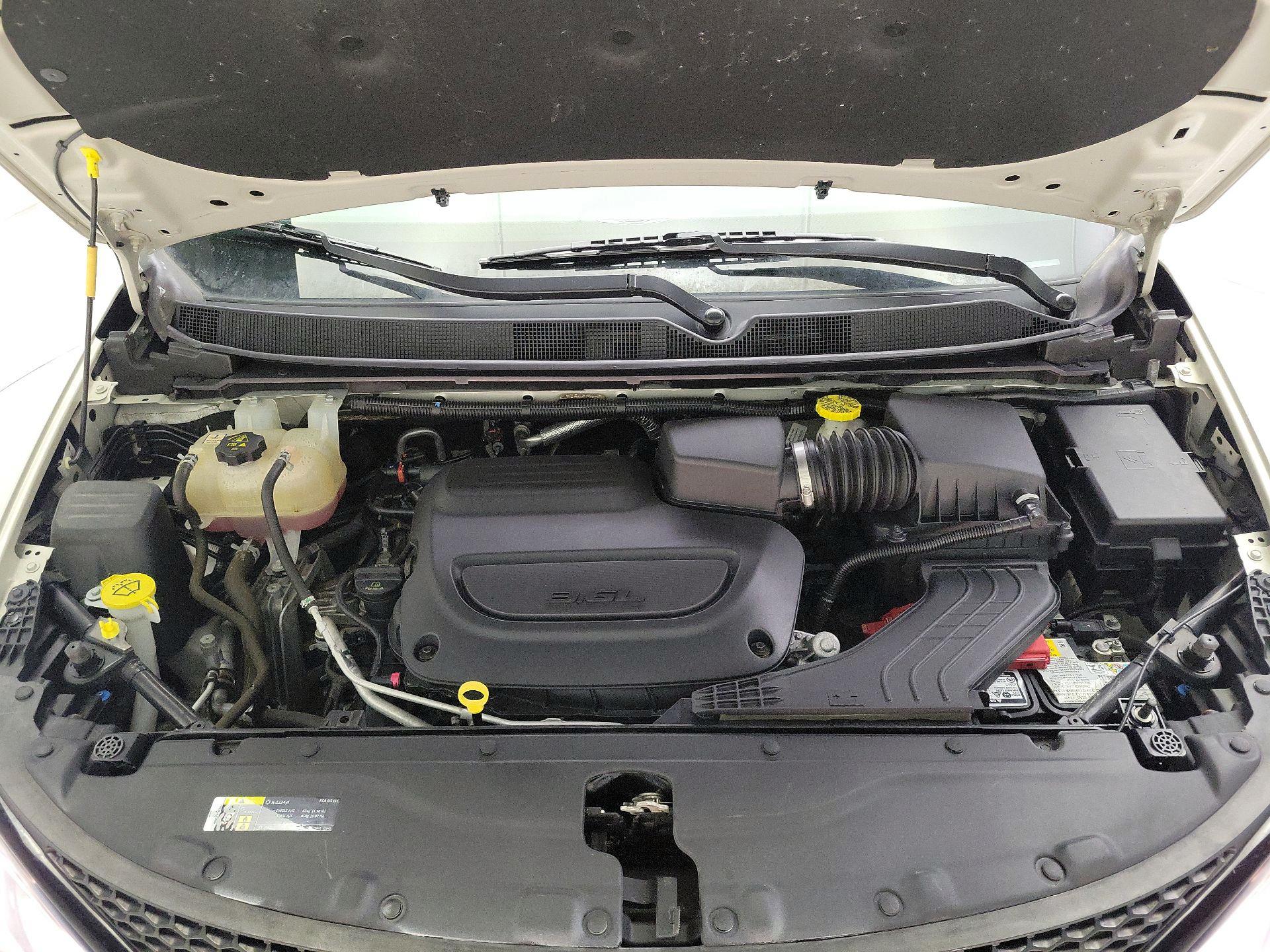 Thumbnail: 2020 Chrysler Pacifica - 20