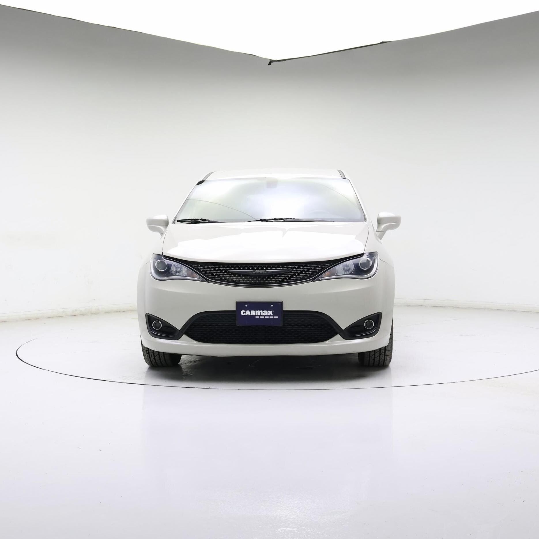 Thumbnail: 2020 Chrysler Pacifica - 5