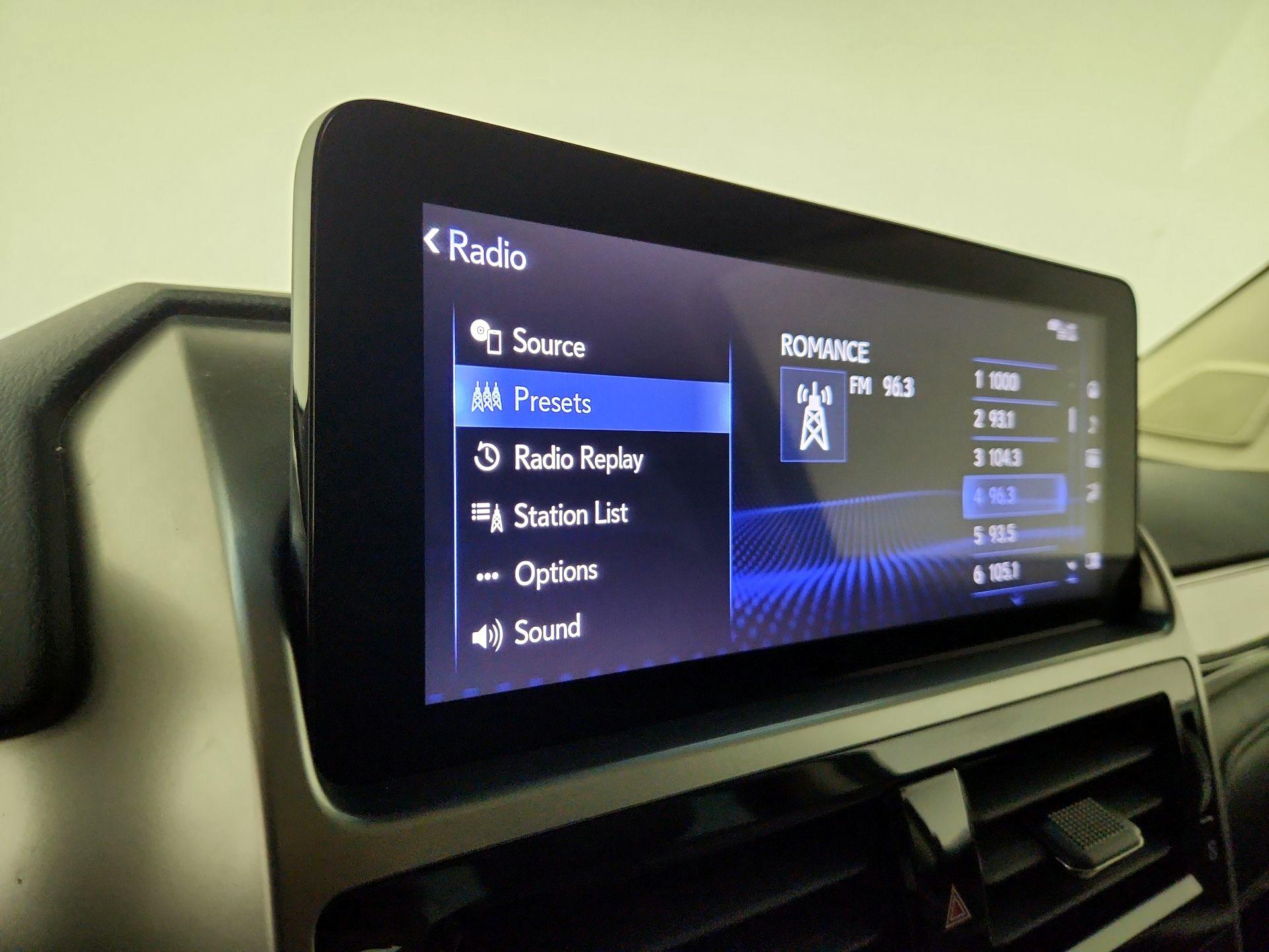 Thumbnail: 2023 Lexus GX - 16