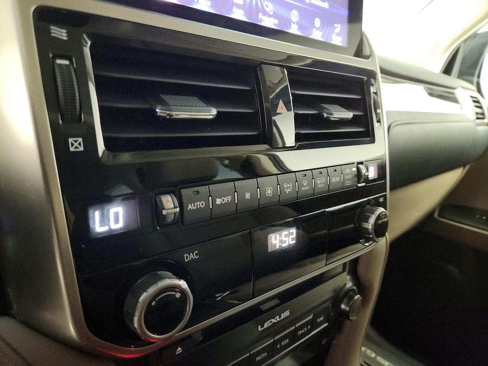 Thumbnail: 2023 Lexus GX - 17