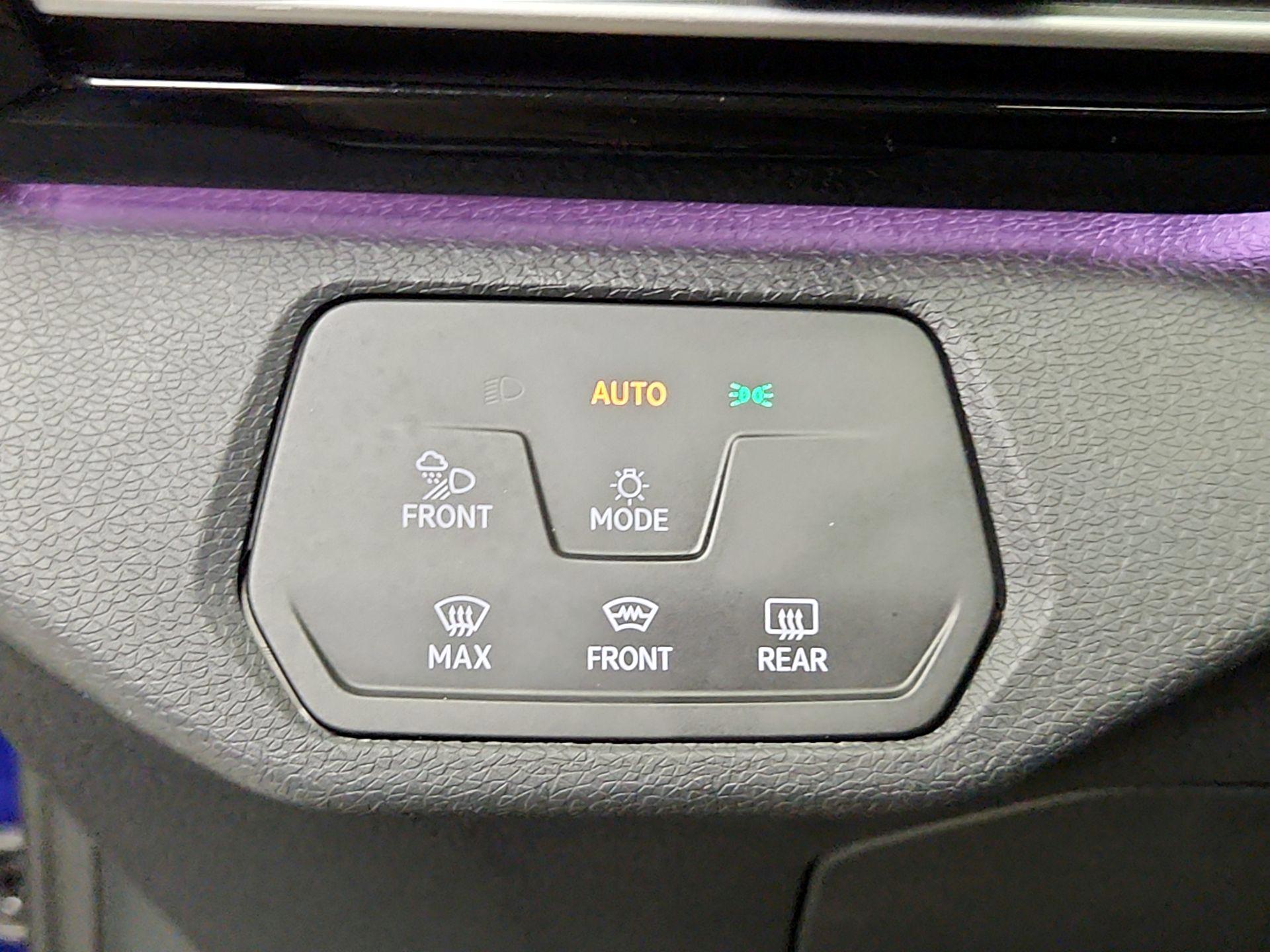 Thumbnail: 2021 Volkswagen ID.4 - 13