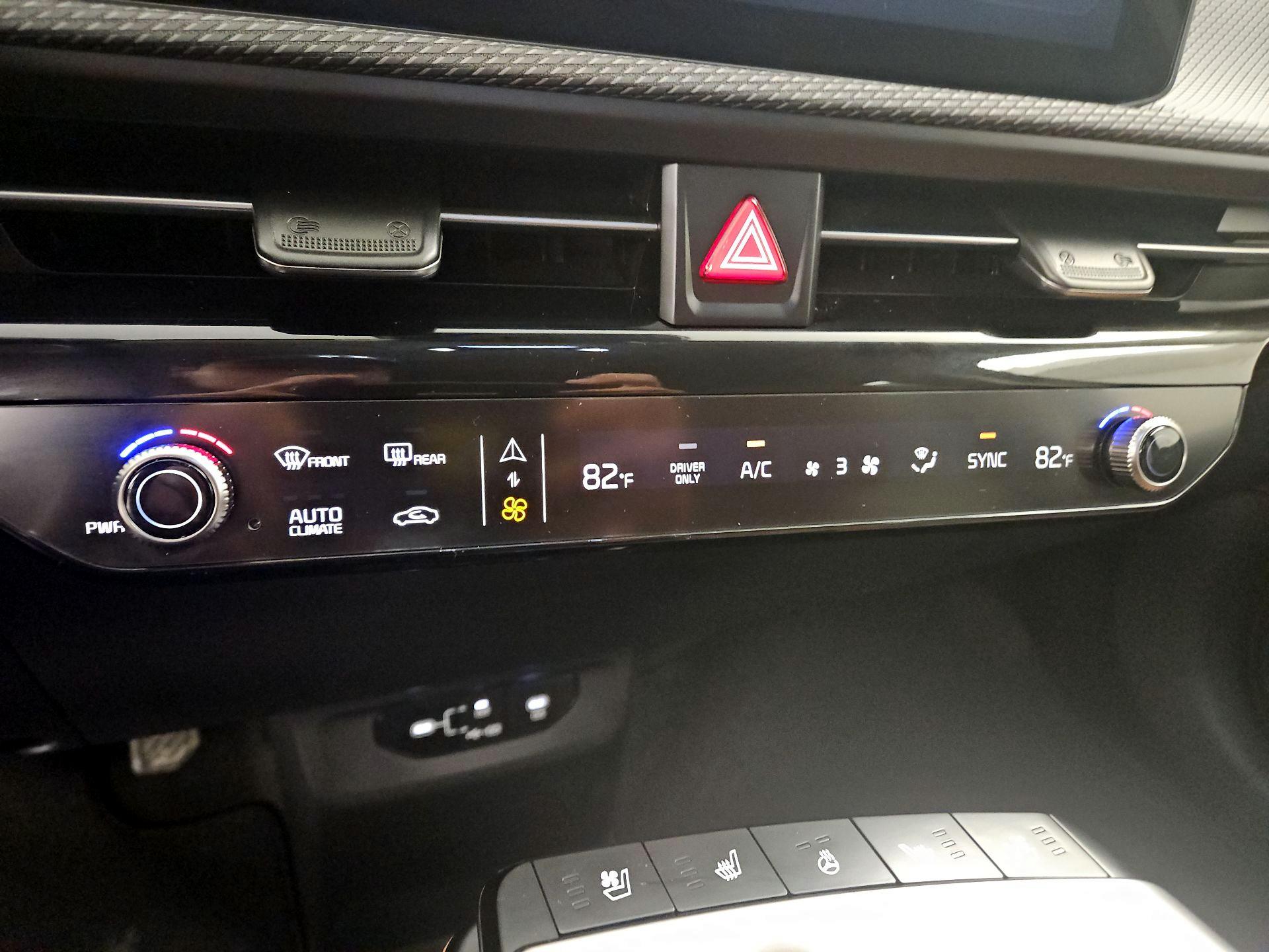 Thumbnail: 2025 Kia EV6 - 17