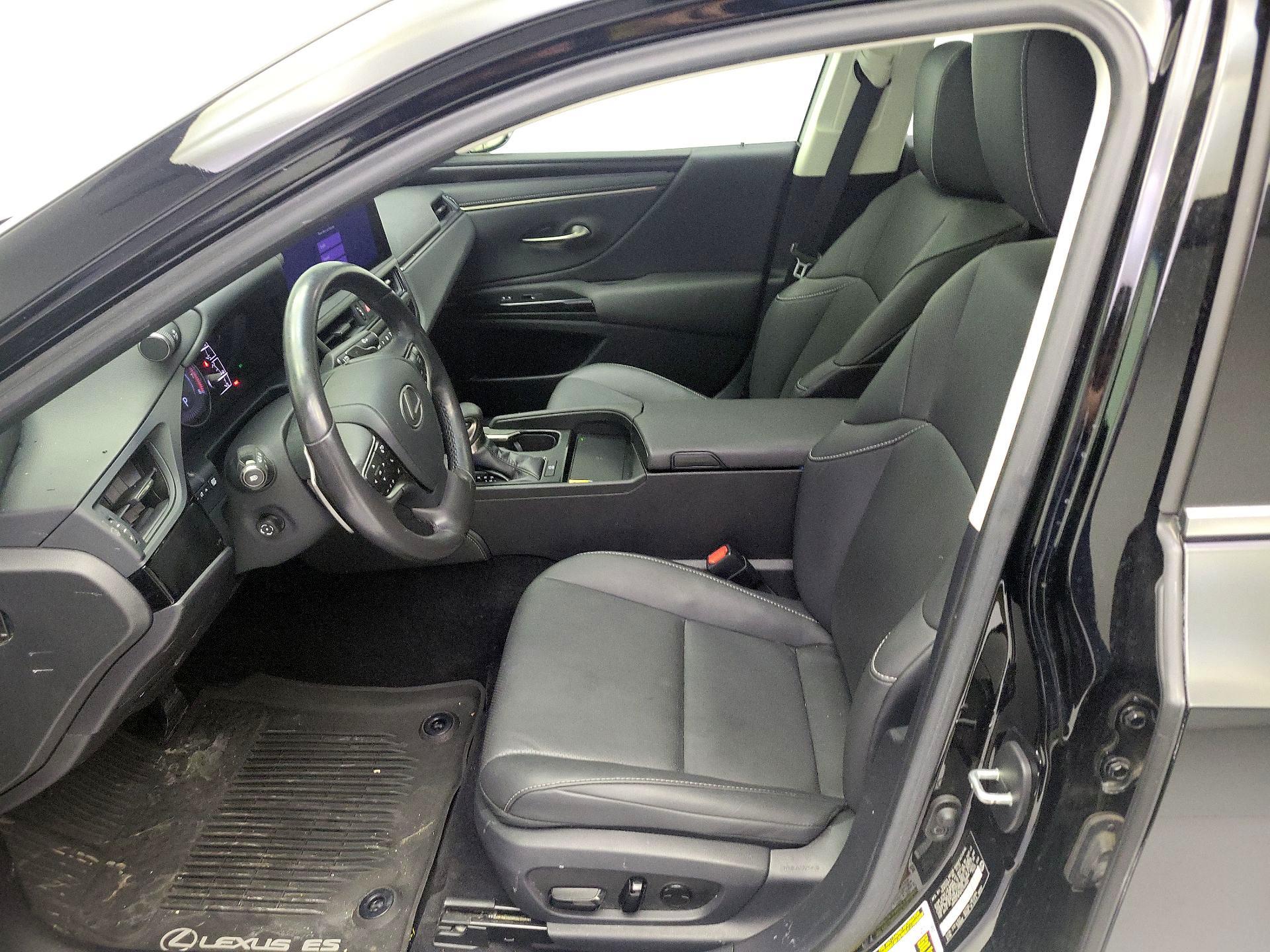 Thumbnail: 2023 Lexus ES - 11