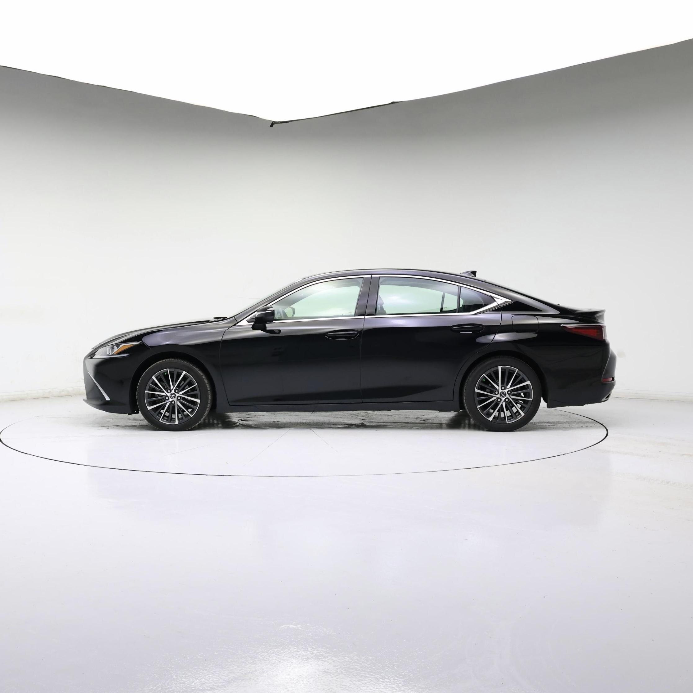 Thumbnail: 2023 Lexus ES - 3