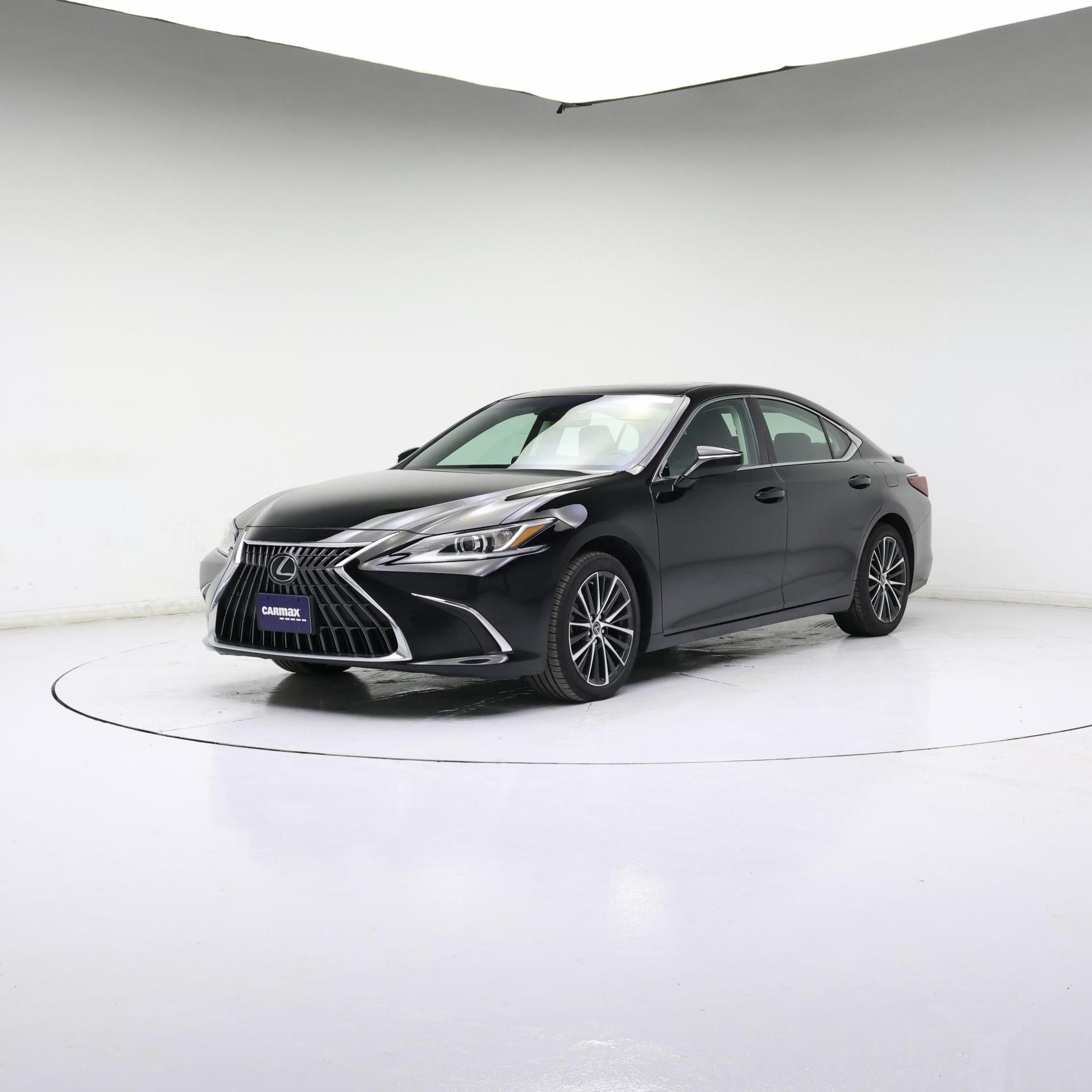 Thumbnail: 2023 Lexus ES - 4