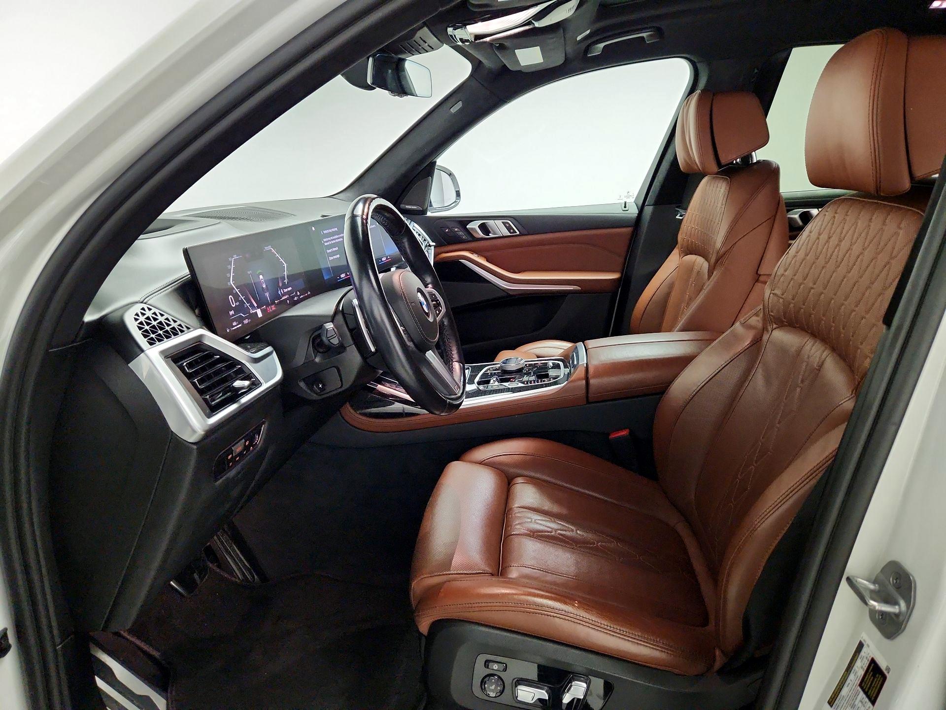 Thumbnail: 2023 BMW X7 - 11