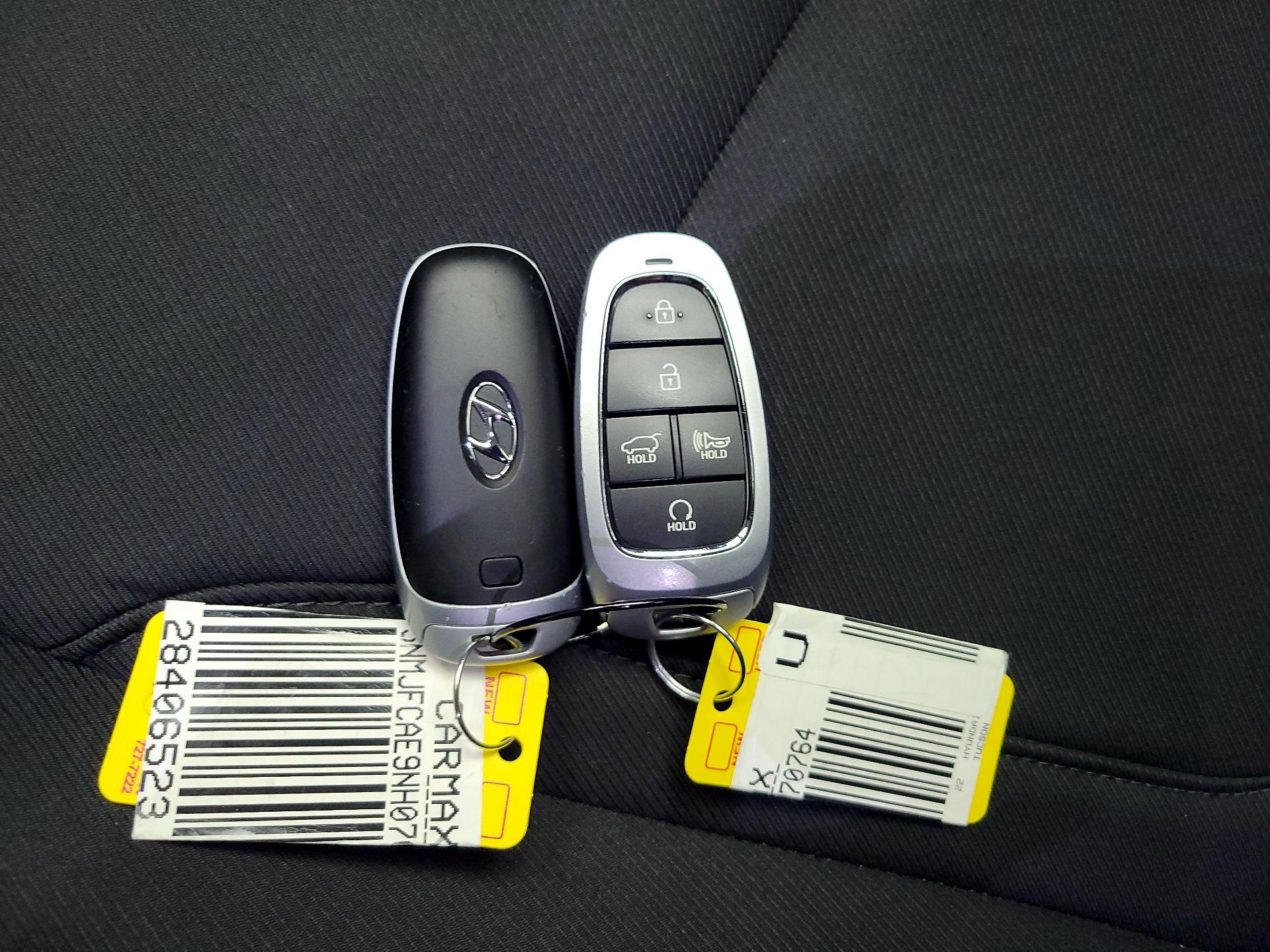 Thumbnail: 2022 Hyundai Tucson - 18