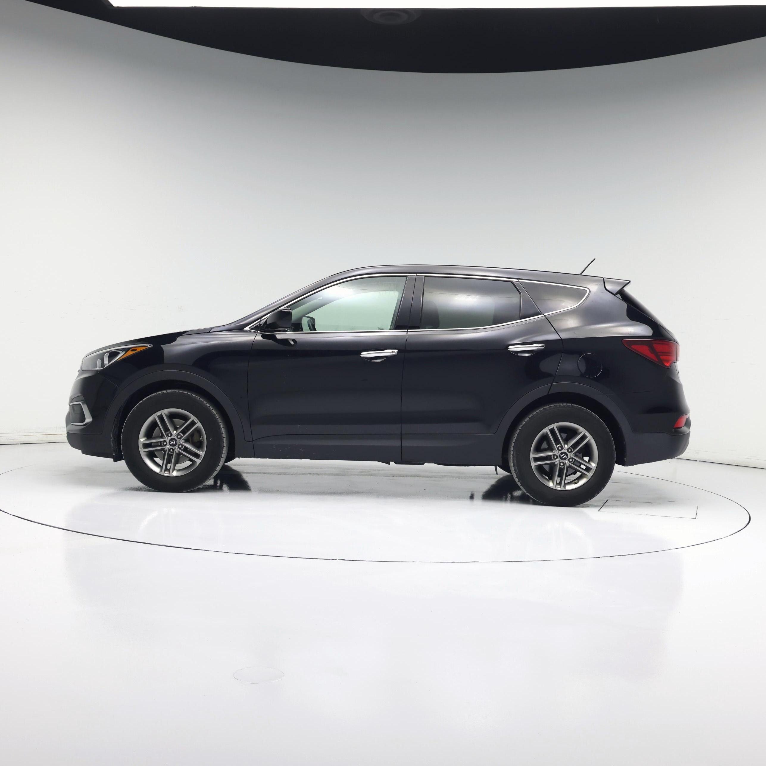Thumbnail: 2018 Hyundai Santa Fe - 3
