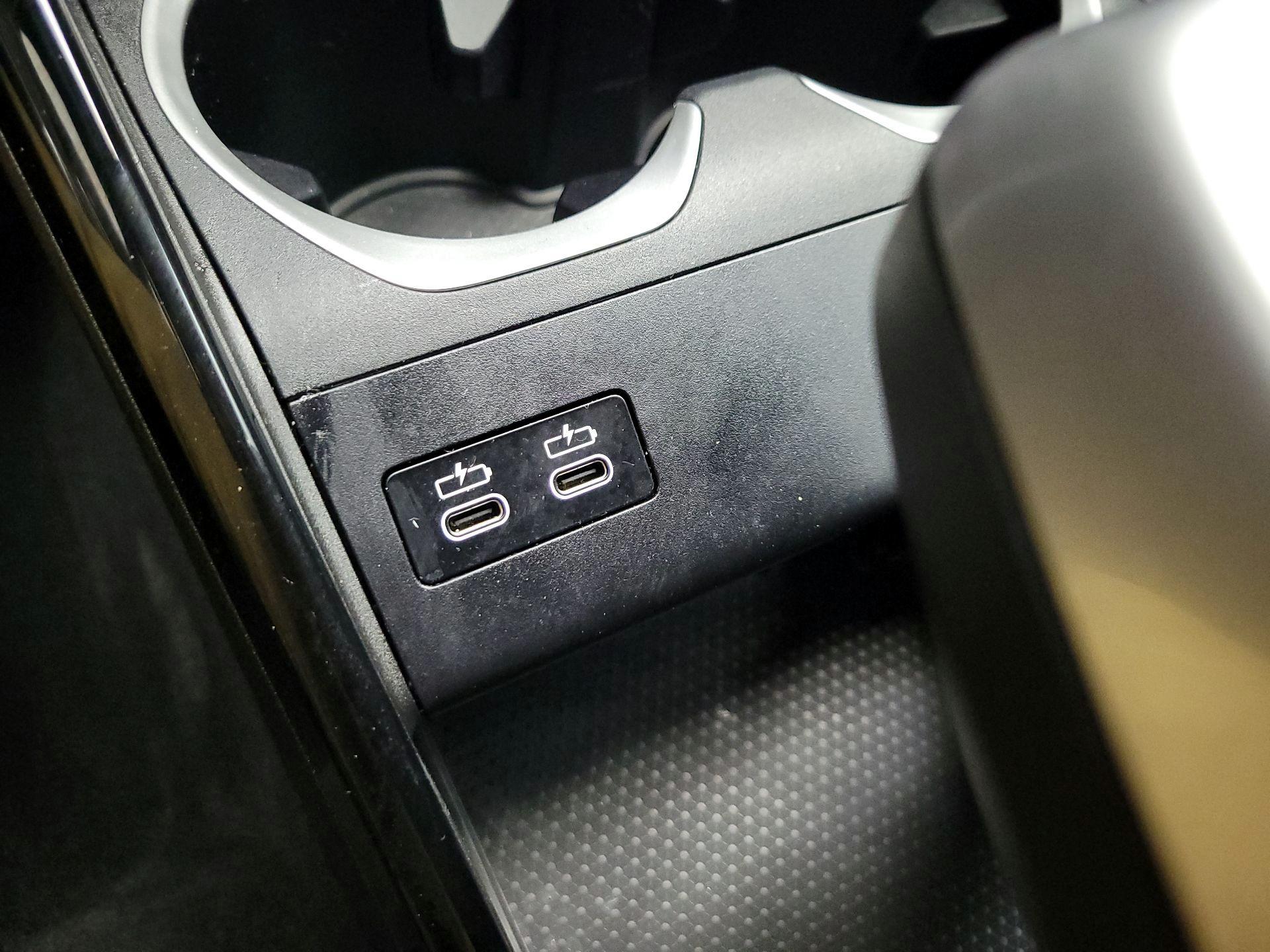 Thumbnail: 2025 BMW X2 - 17