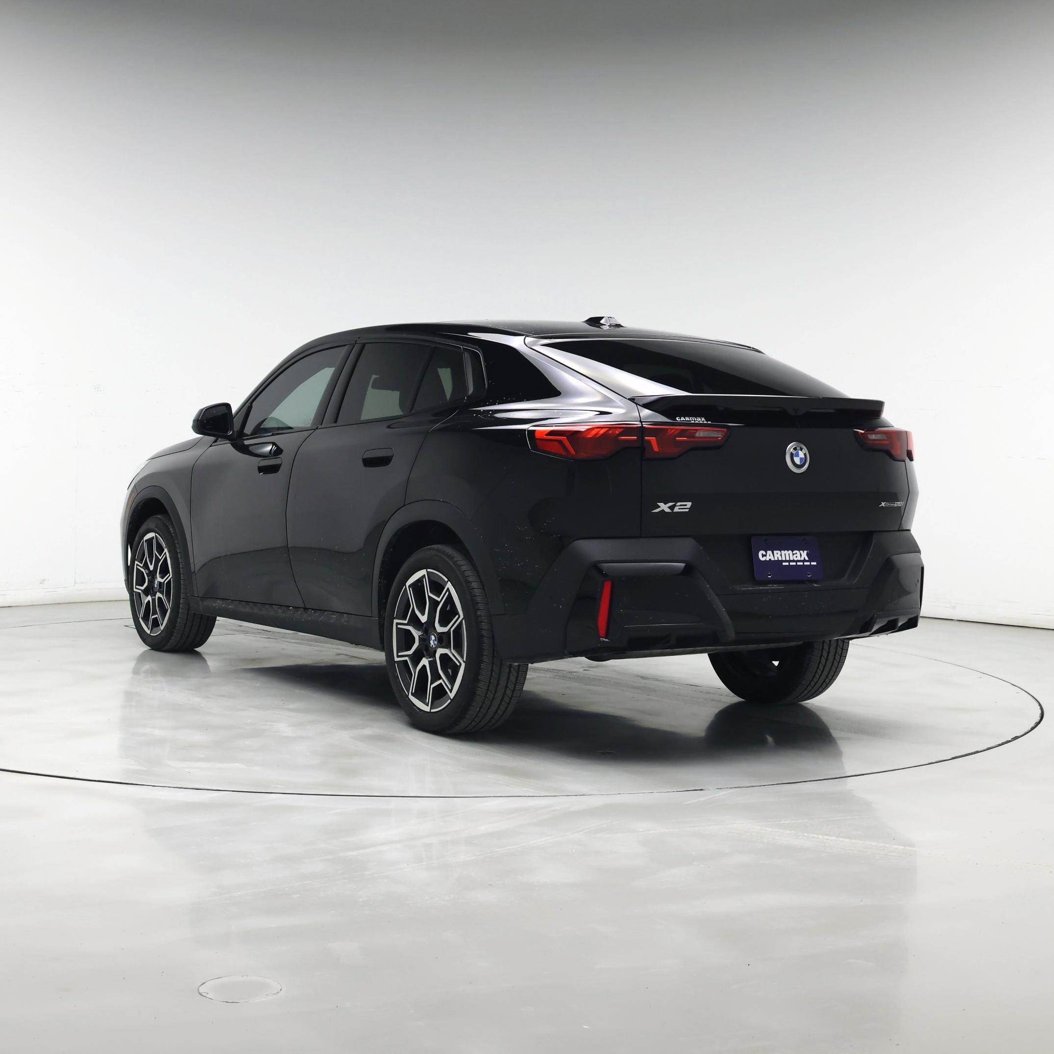 Thumbnail: 2025 BMW X2 - 2