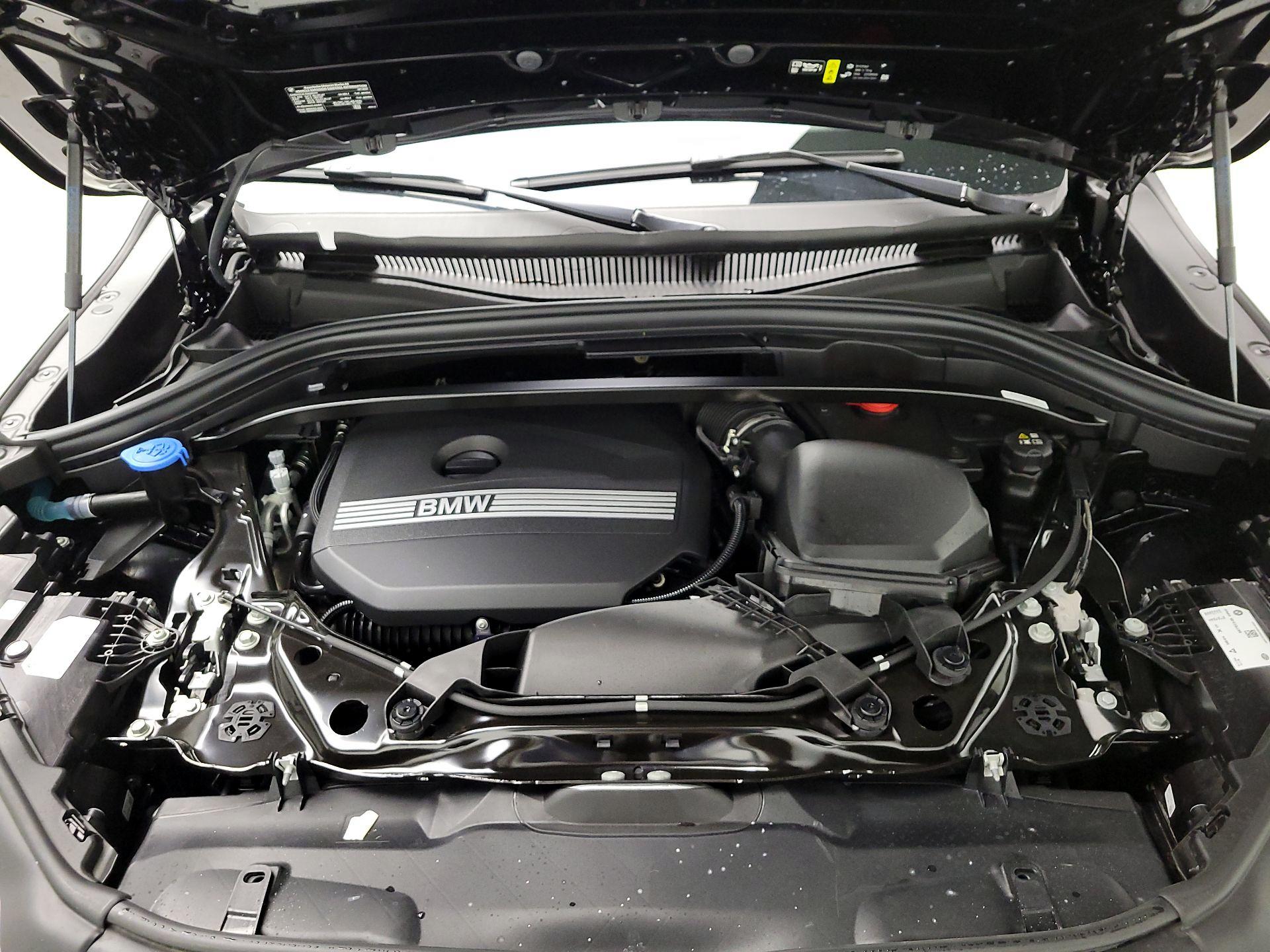 Thumbnail: 2025 BMW X2 - 20