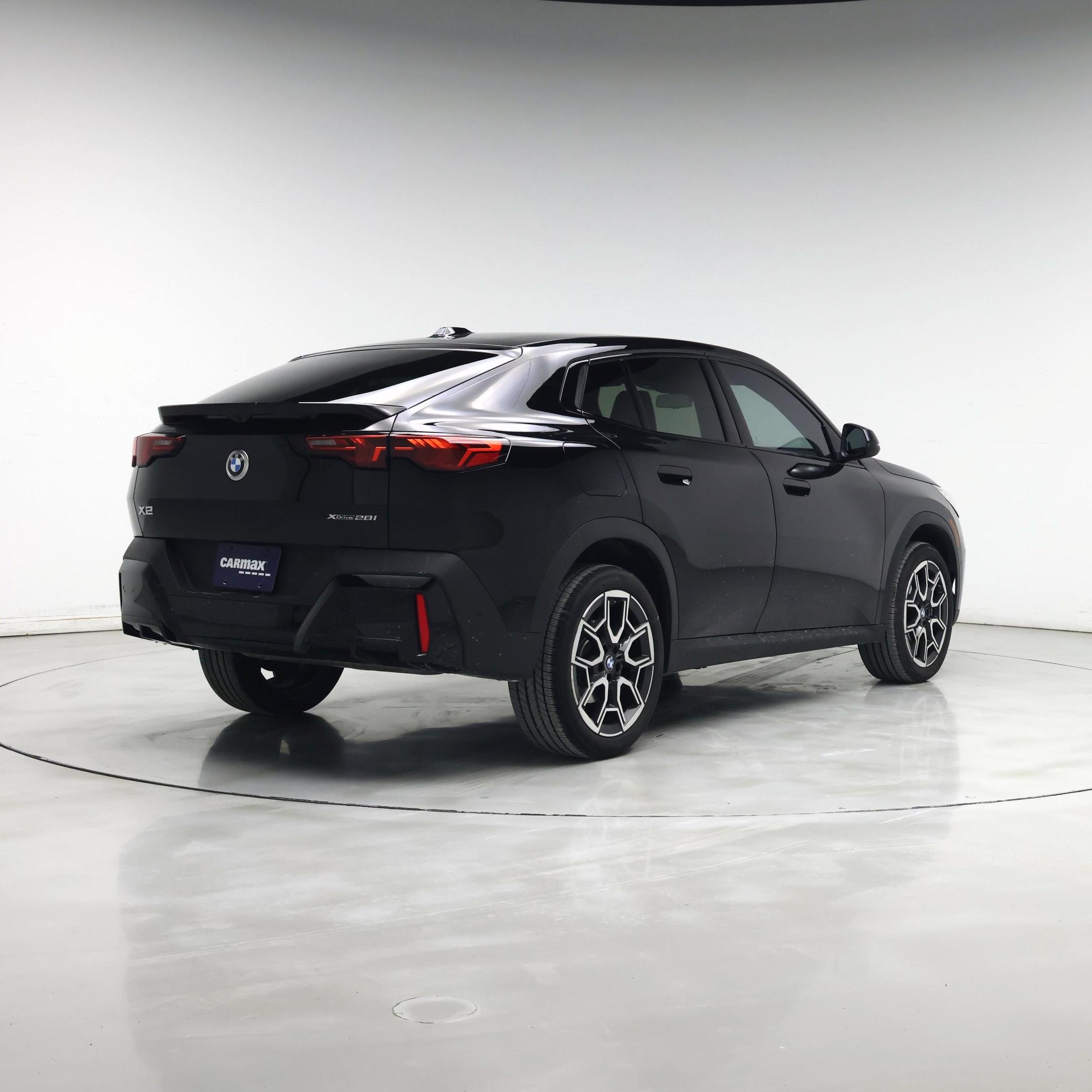 Thumbnail: 2025 BMW X2 - 8