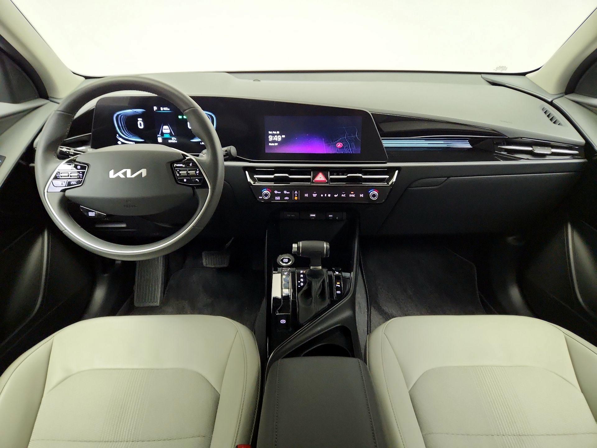 Thumbnail: 2024 Kia Niro - 9