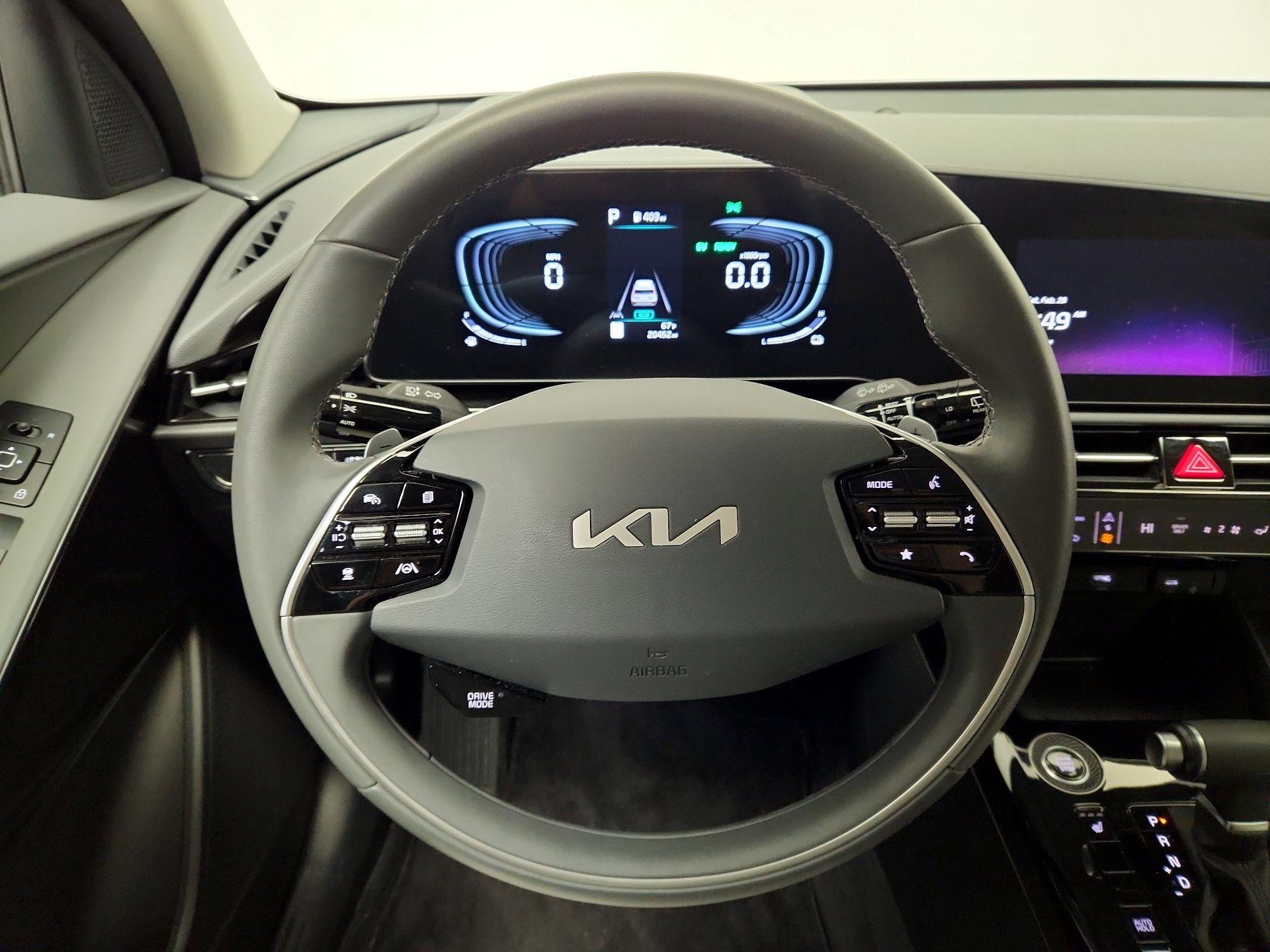 Thumbnail: 2024 Kia Niro - 10