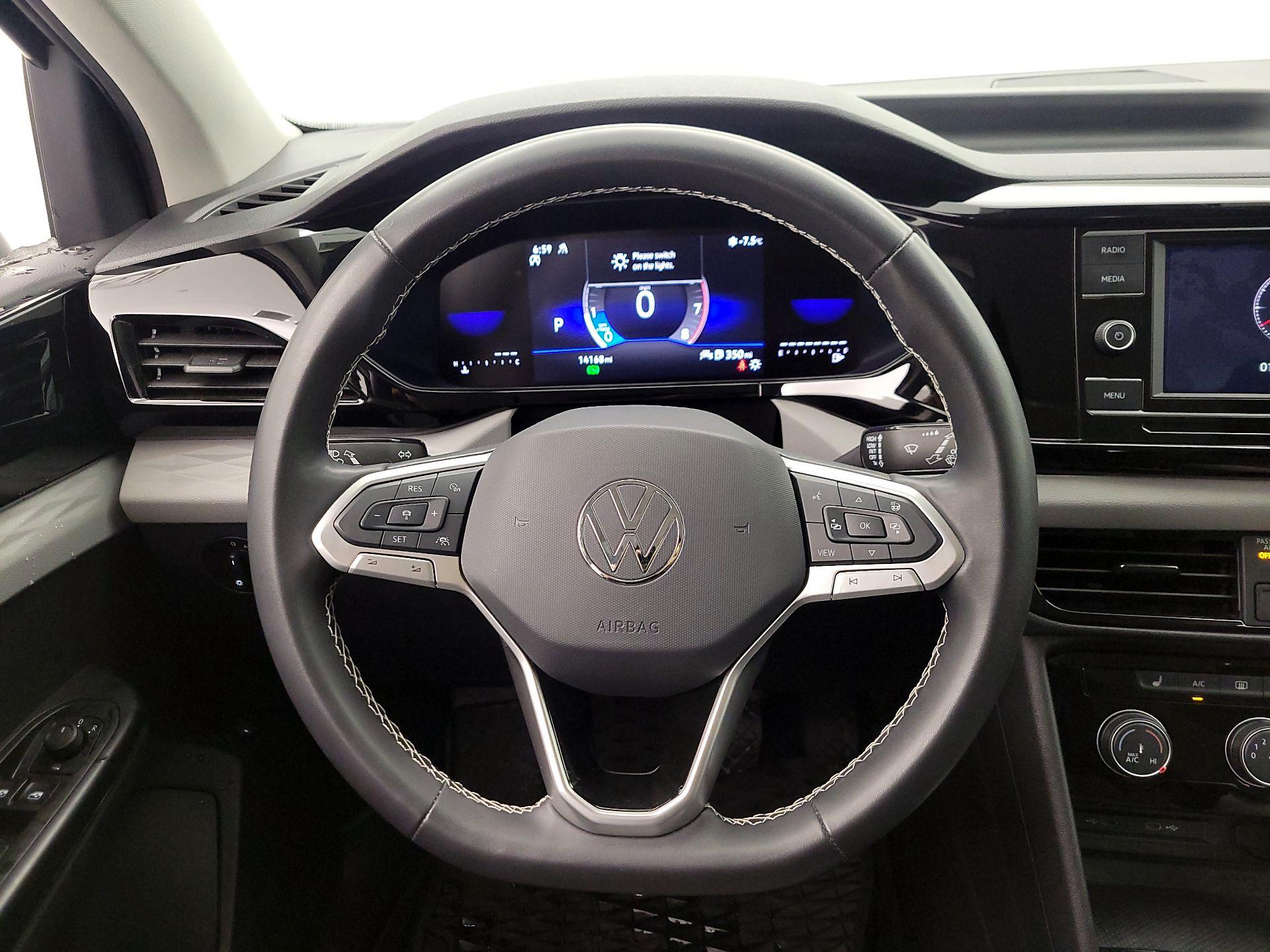 Thumbnail: 2024 Volkswagen Taos - 10