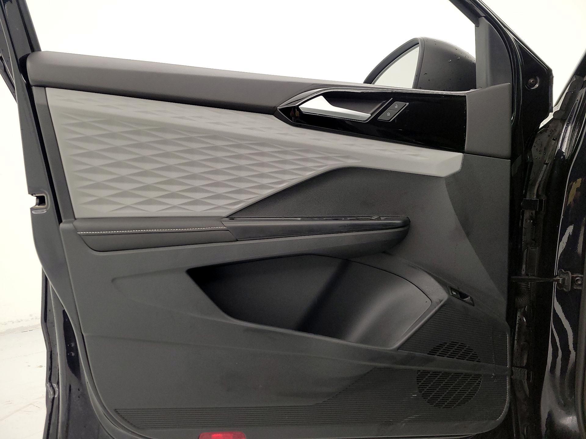 Thumbnail: 2024 Volkswagen Taos - 12