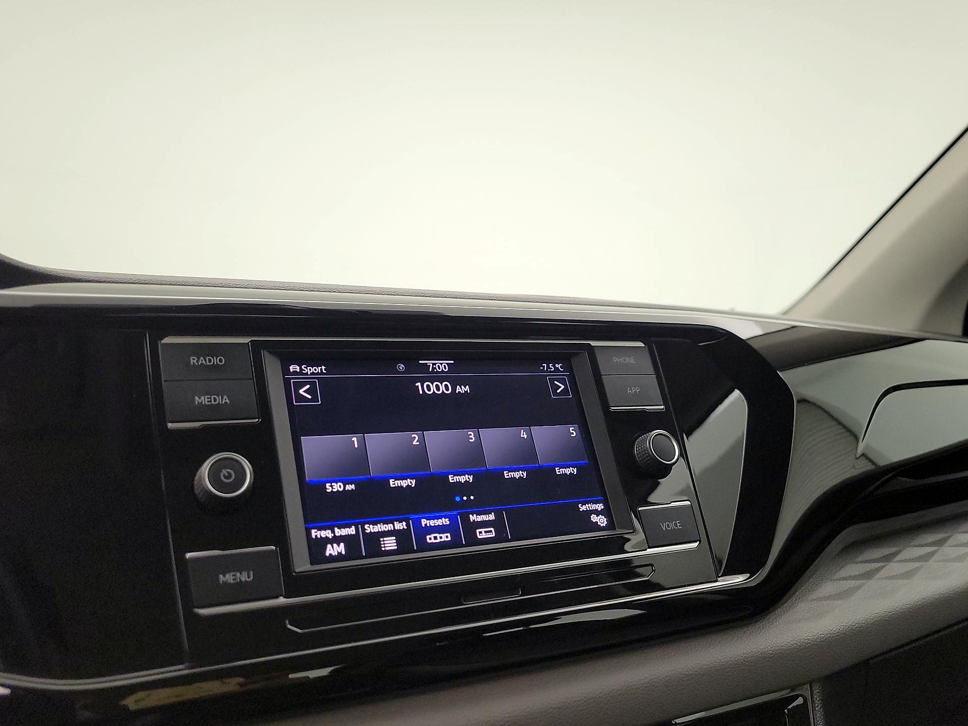 Thumbnail: 2024 Volkswagen Taos - 15