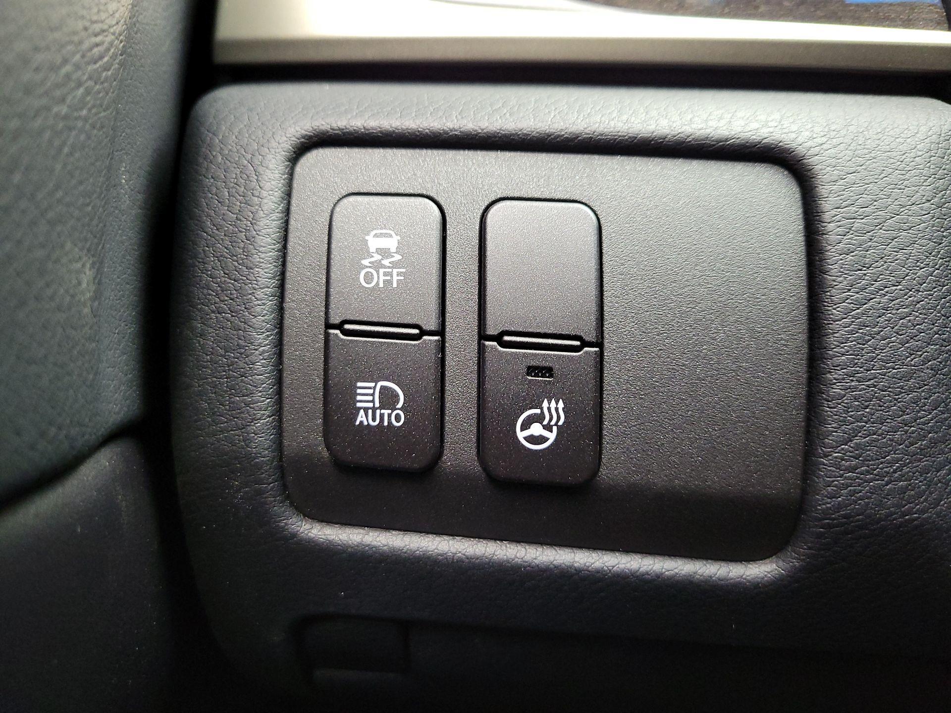 Thumbnail: 2018 Lexus GS - 13