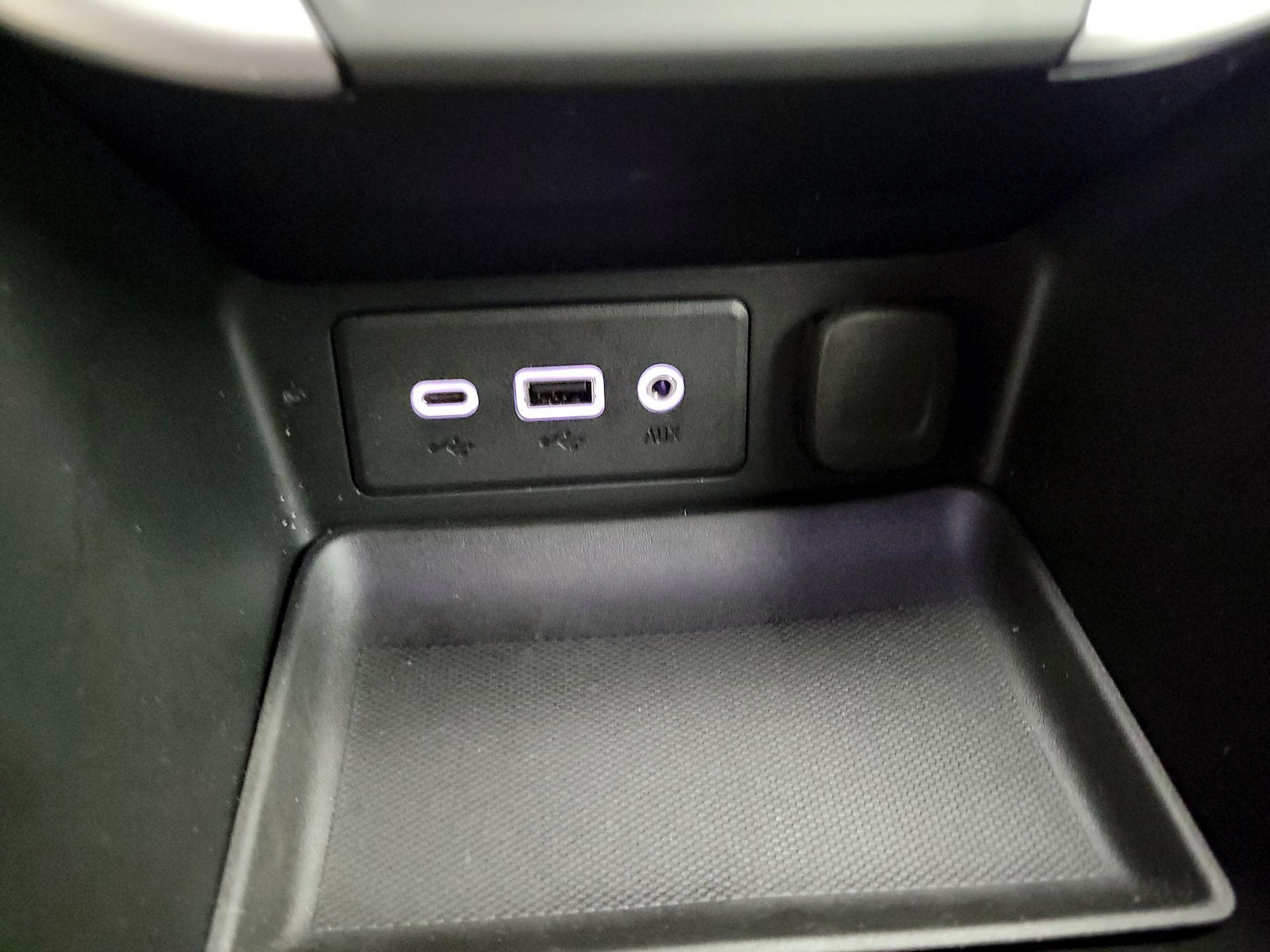 Thumbnail: 2023 GMC Terrain - 16