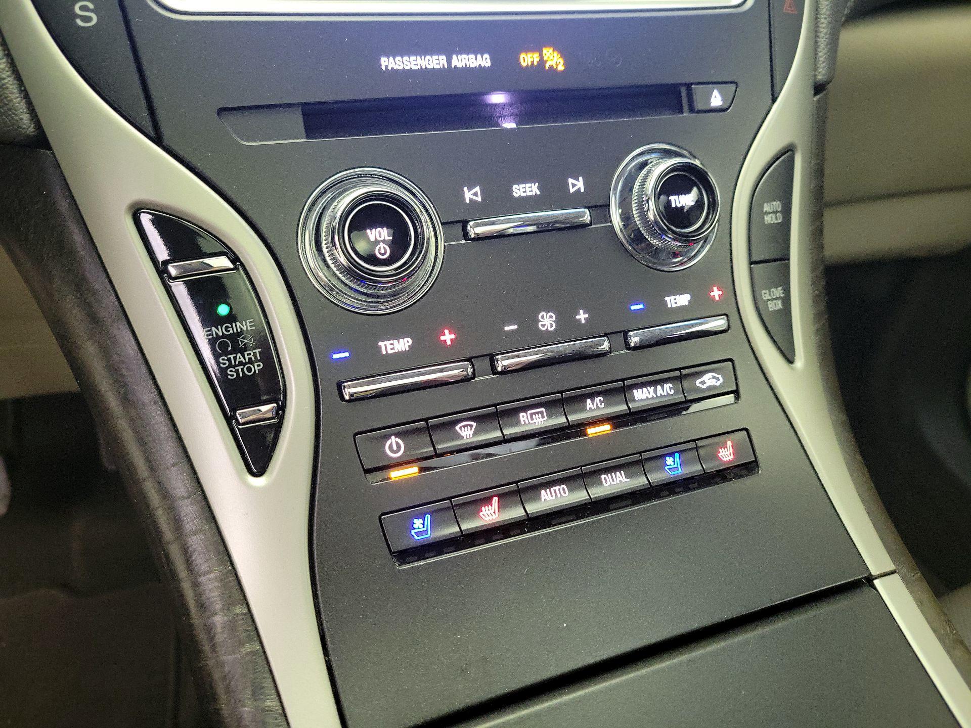 Thumbnail: 2020 Lincoln Nautilus - 17