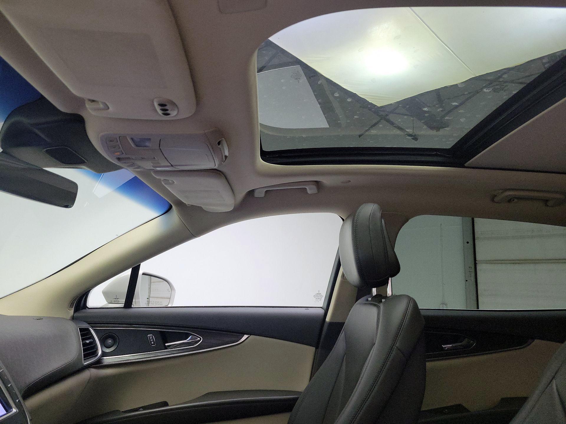 Thumbnail: 2020 Lincoln Nautilus - 19