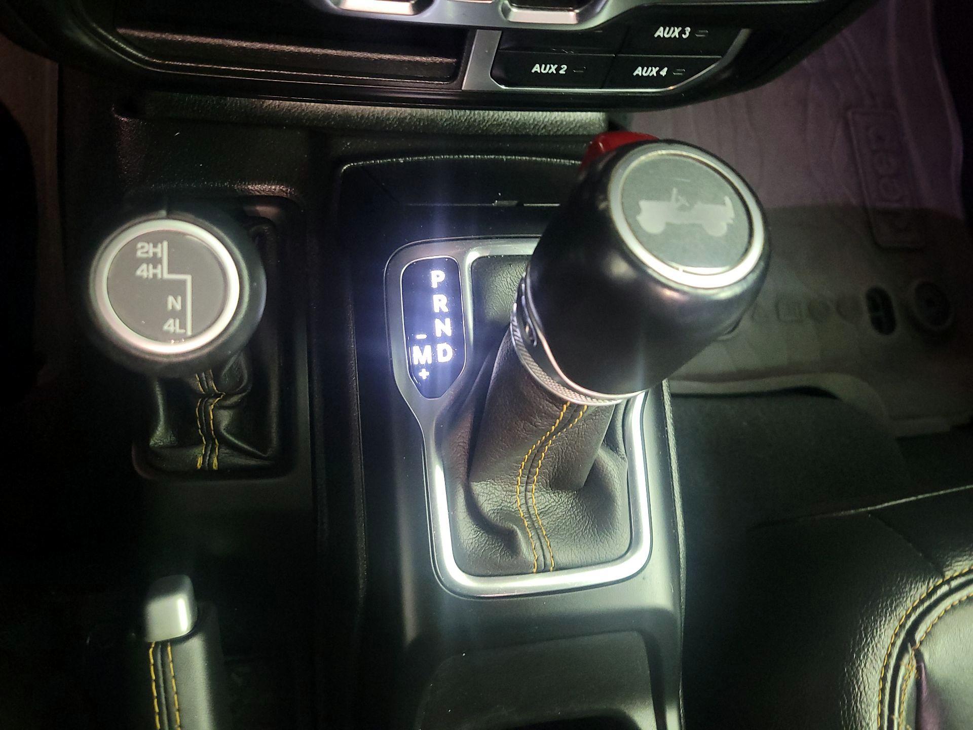 Thumbnail: 2022 Jeep Wrangler - 15