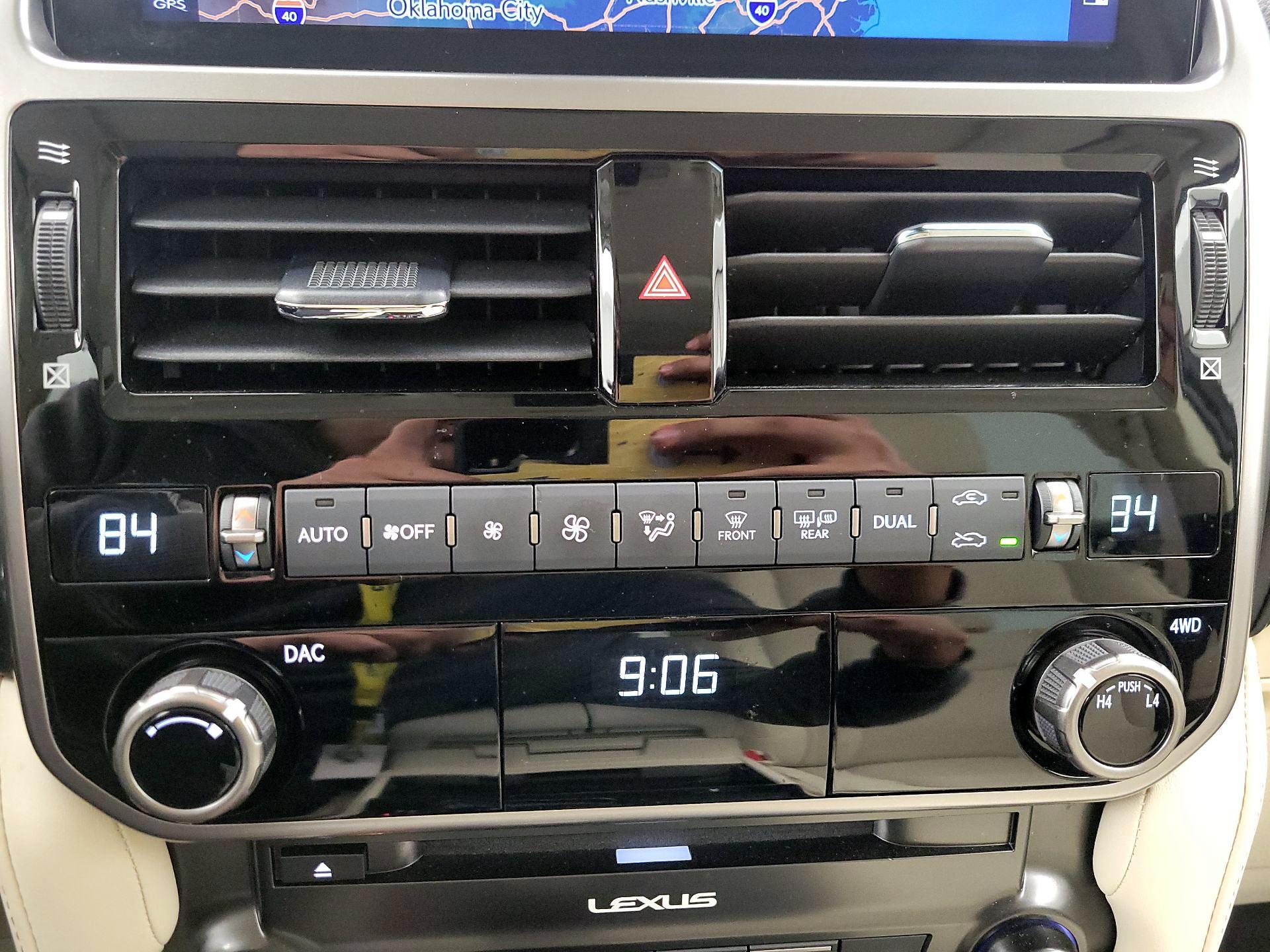 Thumbnail: 2022 Lexus GX - 17