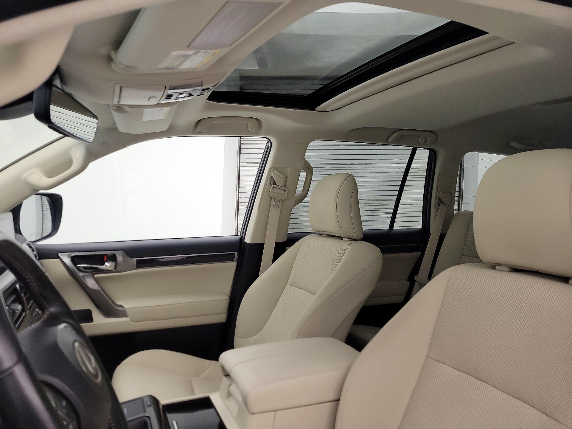 Thumbnail: 2022 Lexus GX - 20