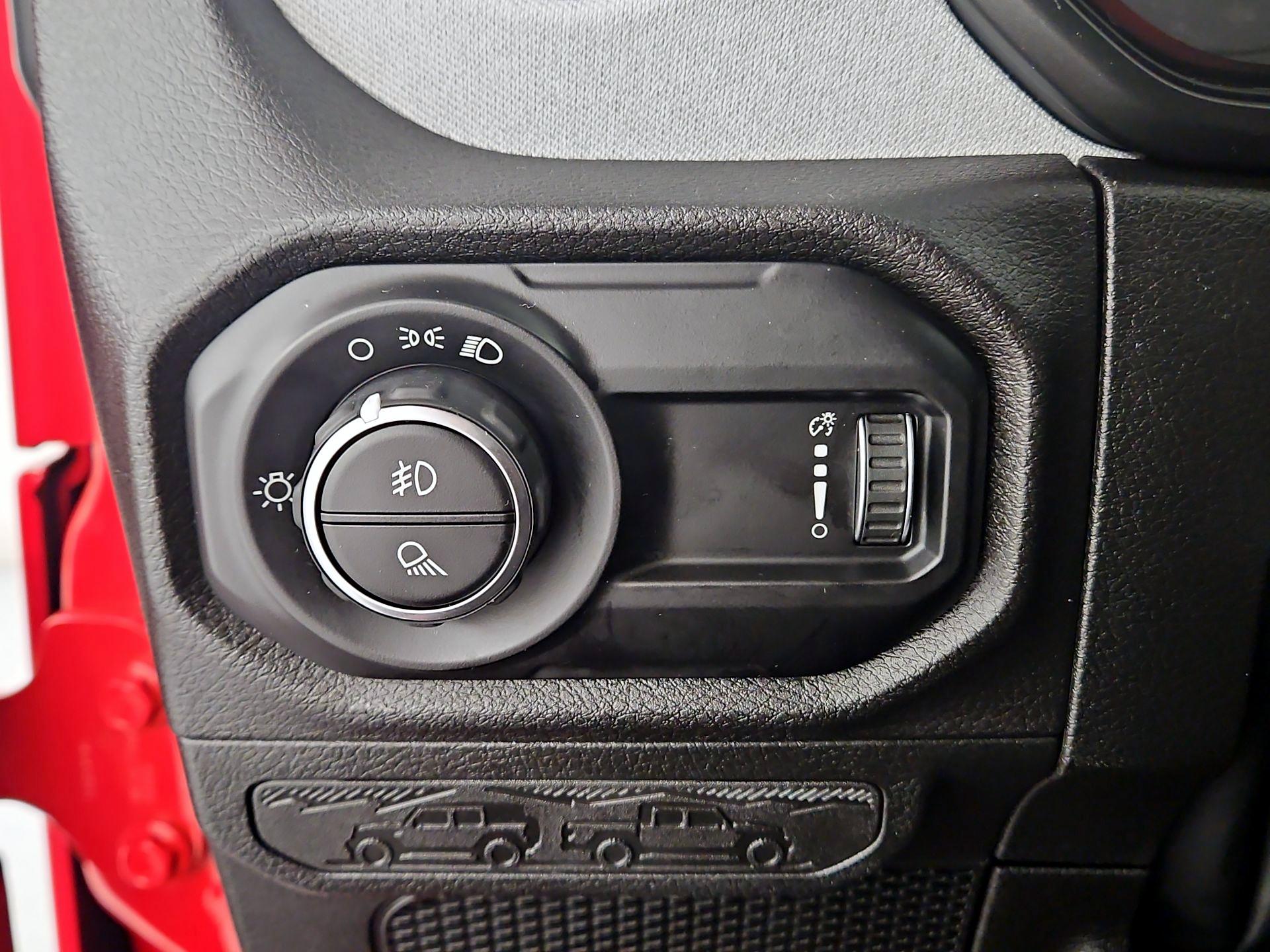 Thumbnail: 2025 Jeep Gladiator - 13