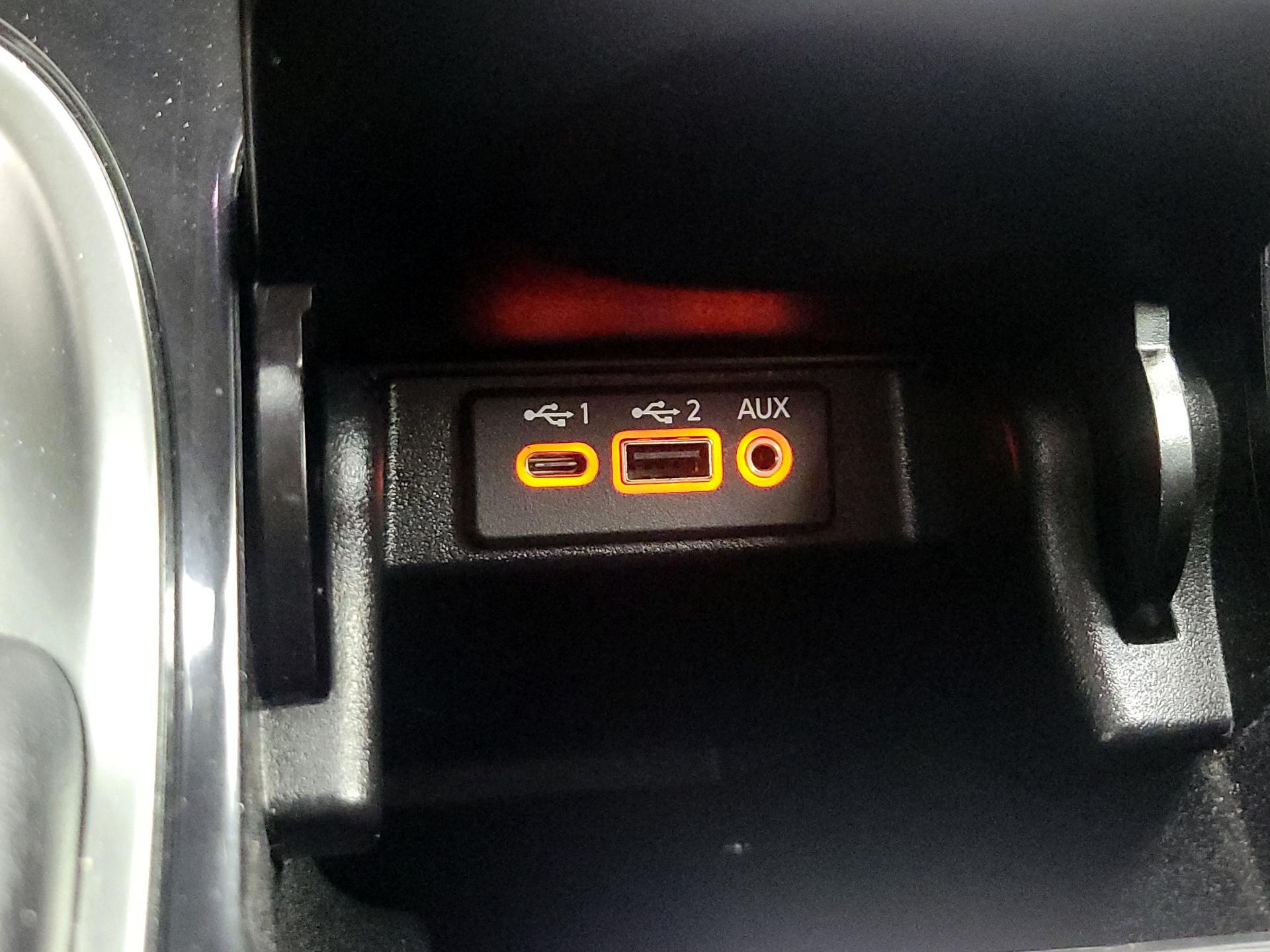 Thumbnail: 2021 Nissan Maxima - 19