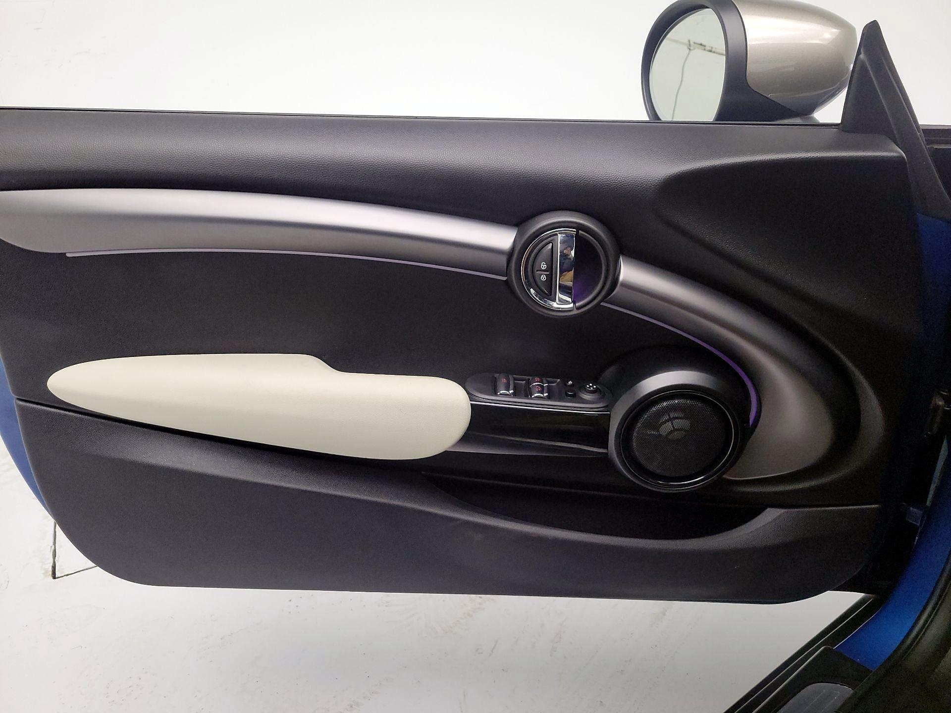 Thumbnail: 2023 MINI Cooper - 12